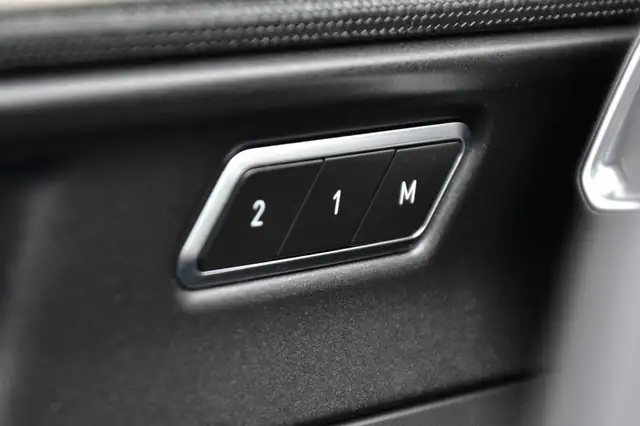Lynk & Co 01 view 15