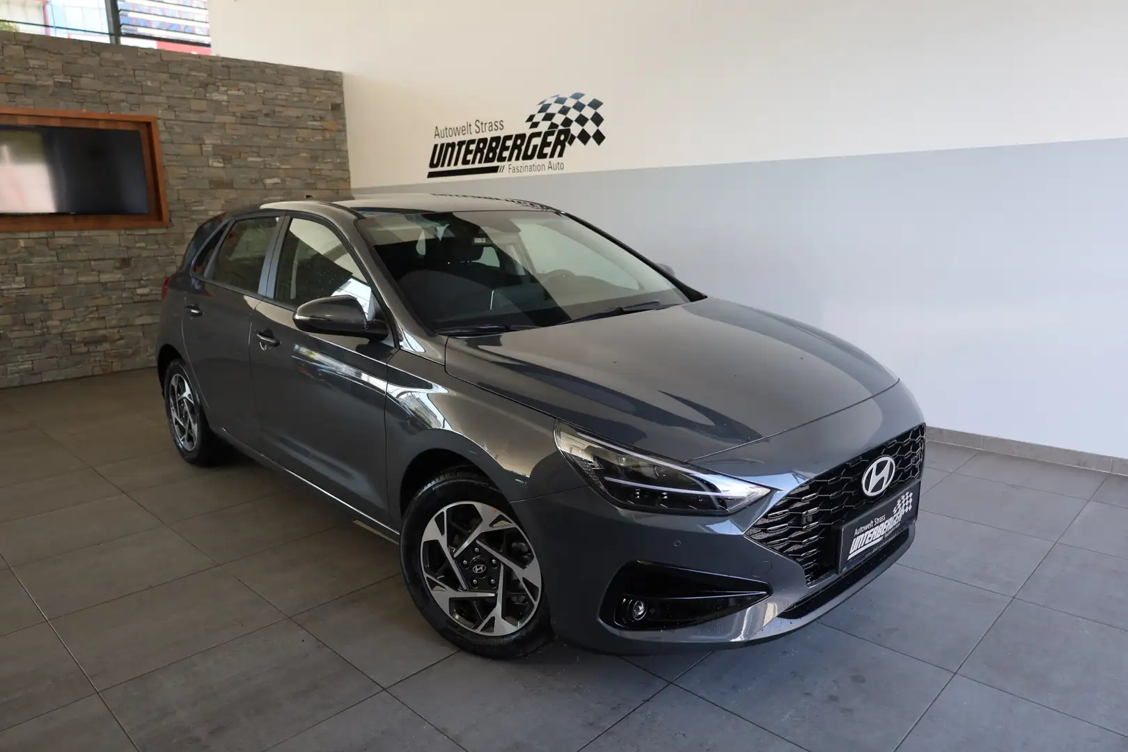 Hyundai i30 GO 1.0 TGDI Grau - 1