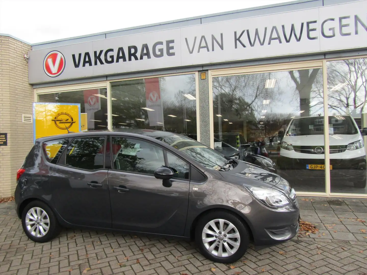 Opel Meriva 1.4 74KW Edition Gris - 1