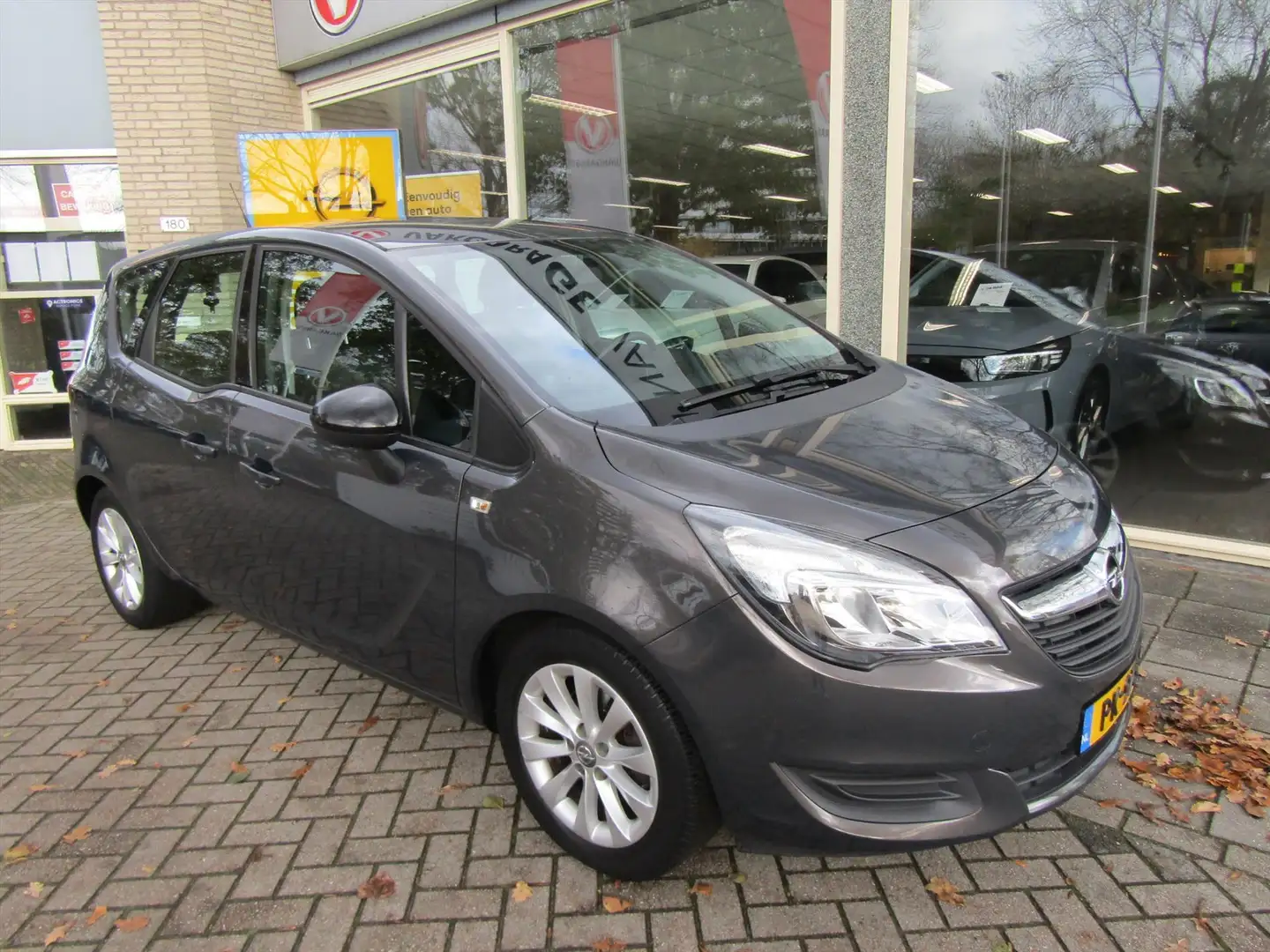 Opel Meriva 1.4 74KW Edition Gris - 2