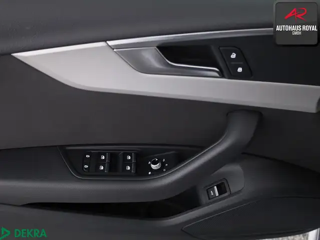Audi A4 view 14