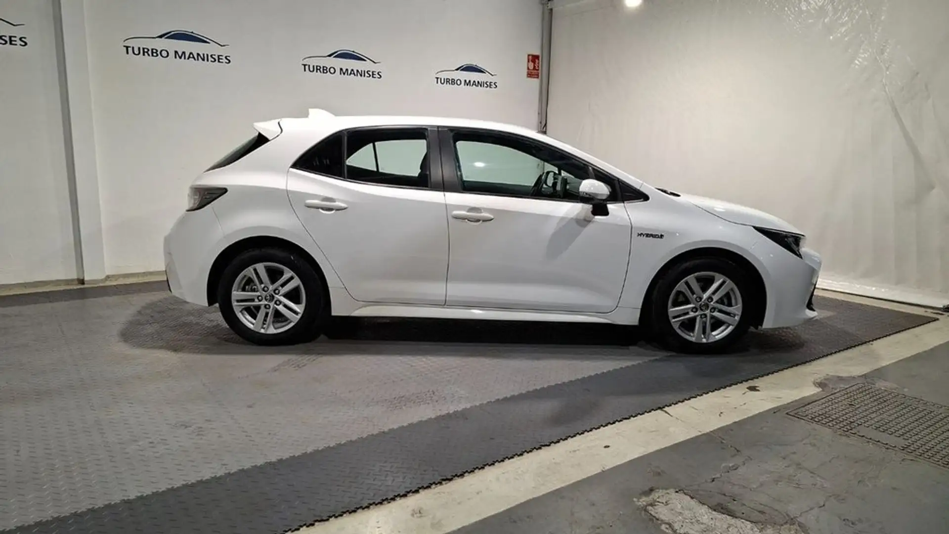 Toyota Corolla 125H Business Plus Bianco - 2