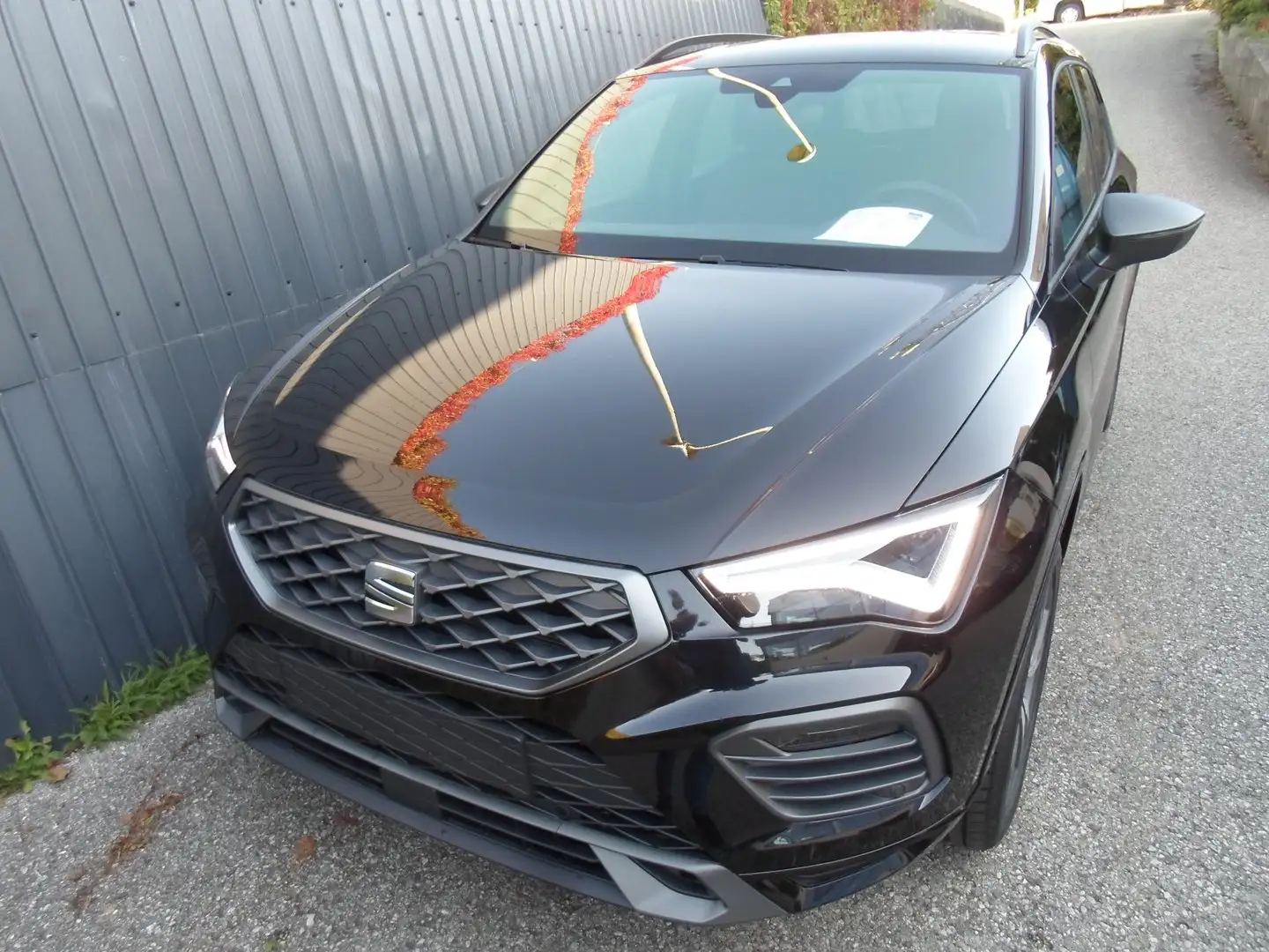 SEAT Ateca FR 1.5 TSI ACT DSG Schwarz - 1