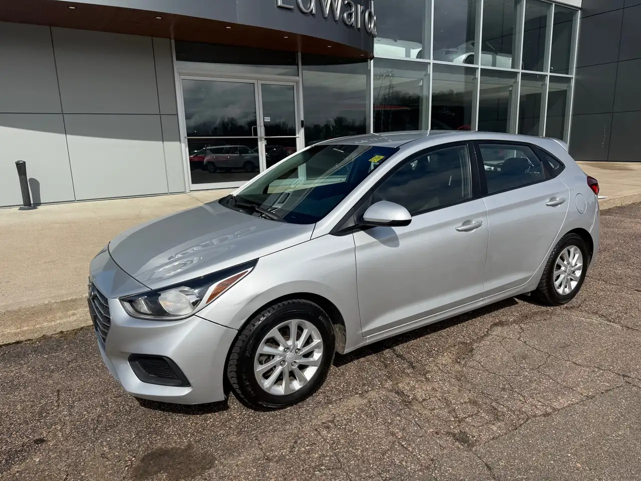 Hyundai ACCENT снимка Hyundai ACCENT