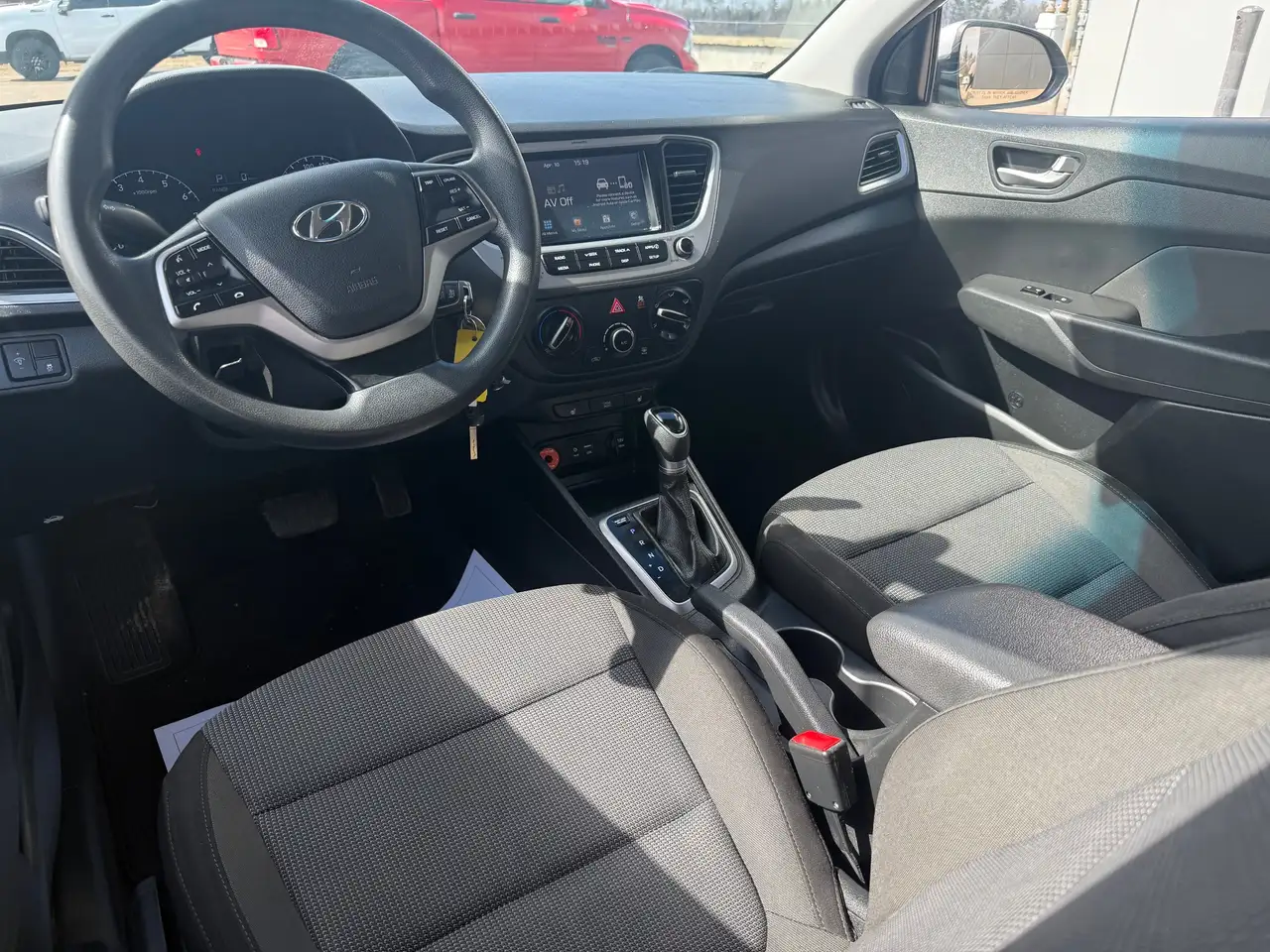 Hyundai ACCENT снимка Hyundai ACCENT