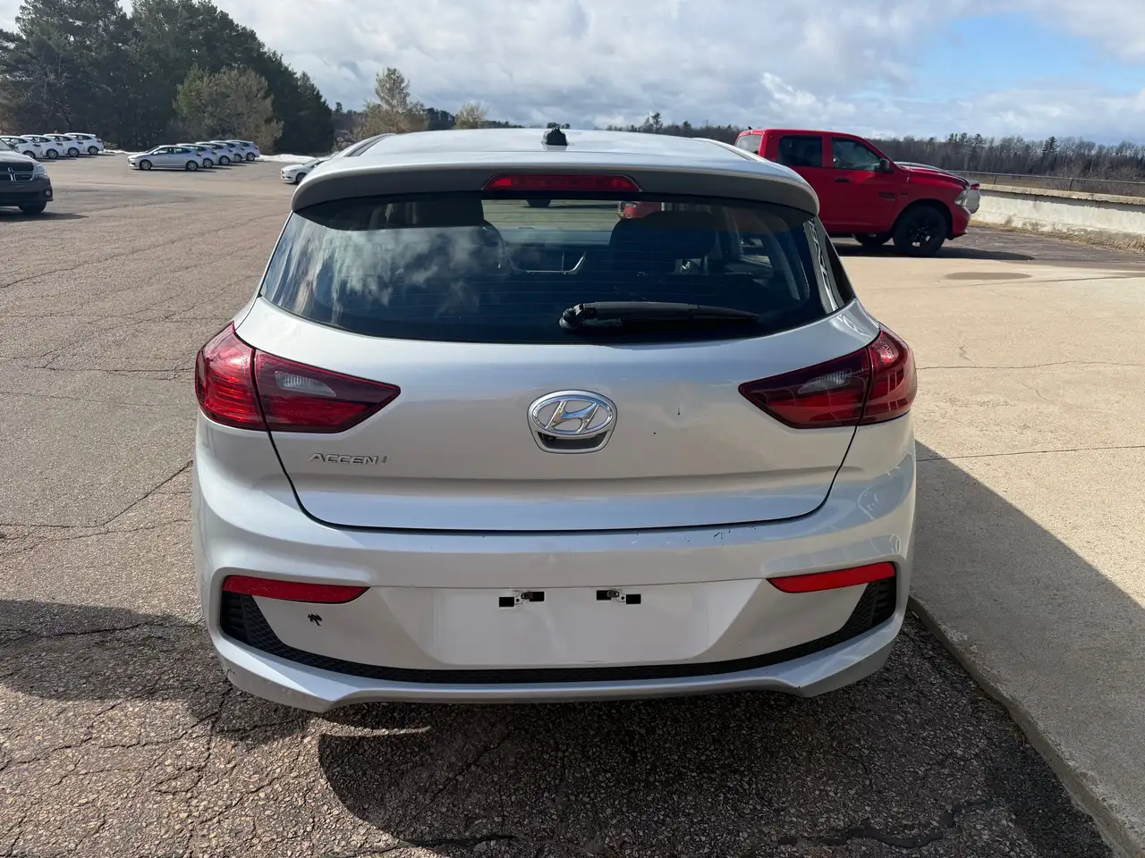 Hyundai ACCENT снимка Hyundai ACCENT