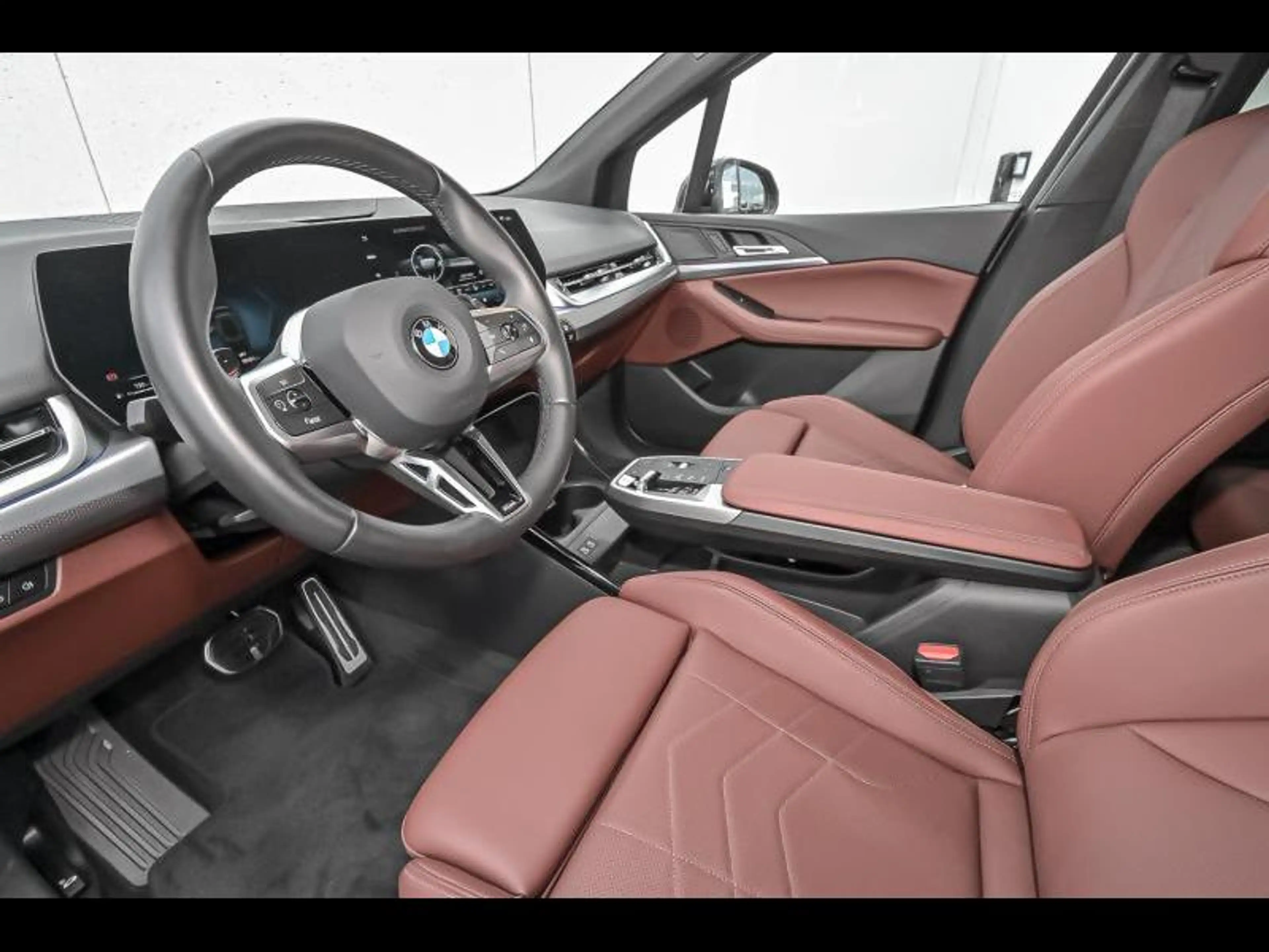 BMW 216 Active Tourer — photo 6