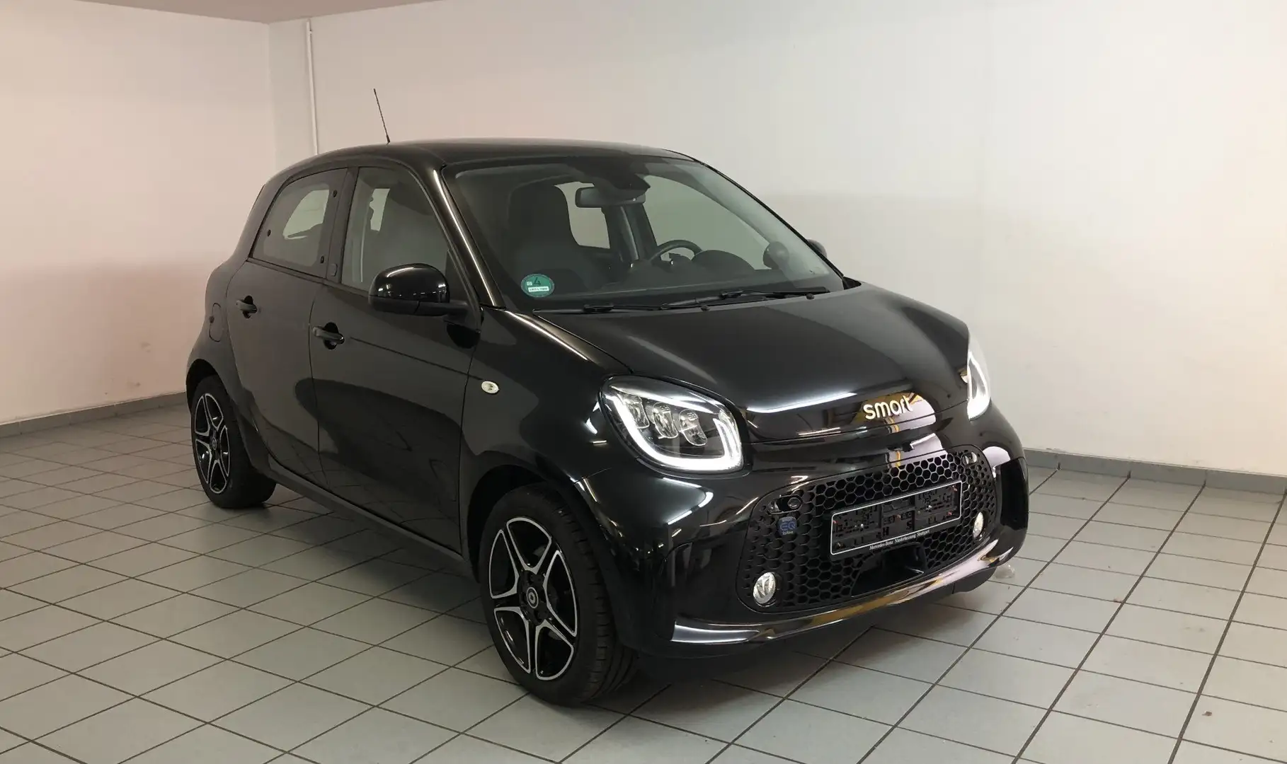 smart forFour electric drive / EQ  22kw schnelllader Exclusive Noir - 1