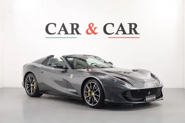 Ferrari 812 6.5 V12 GTS DCT