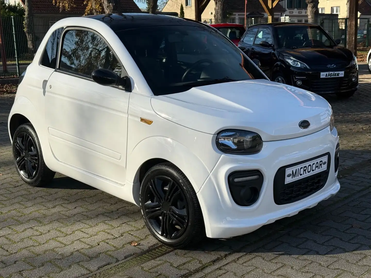 Microcar Due Mopedauto 45 km/h L6e Weiß - 1