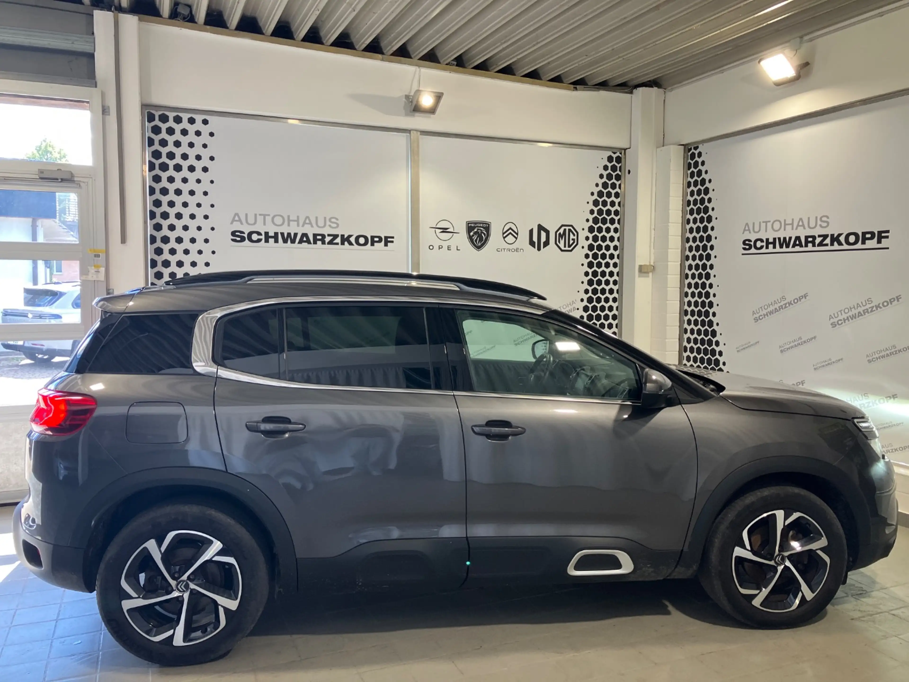 Citroen C5 Aircross Sitzheizung+Navigation+Rückfahrkamera — photo 3