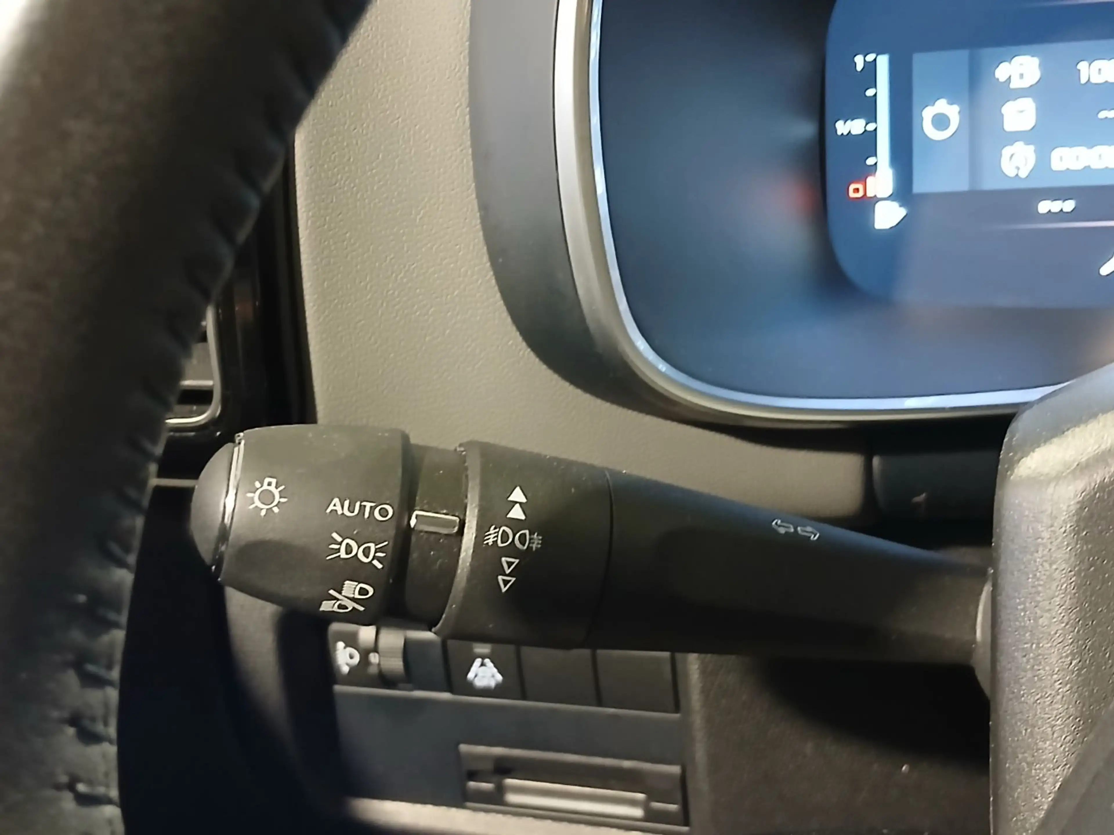 Citroen C5 Aircross Sitzheizung+Navigation+Rückfahrkamera — photo 8