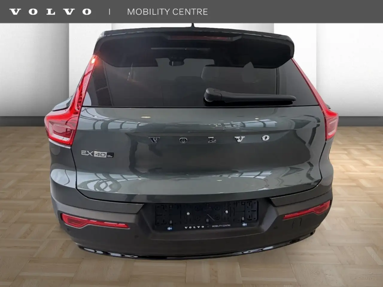 Volvo EX40 2026