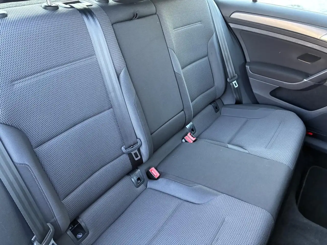 Volkswagen Golf снимка Volkswagen Golf