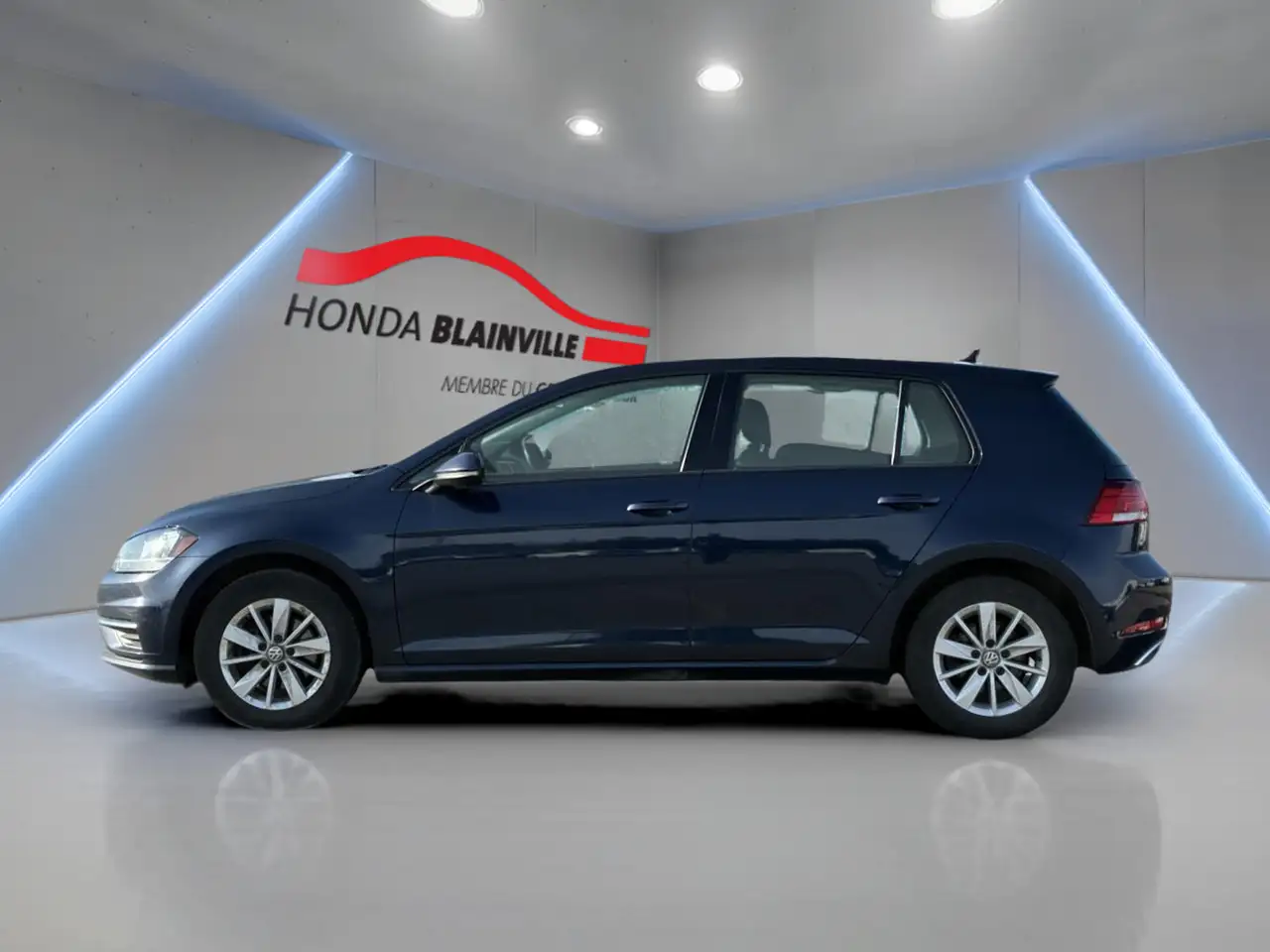 Volkswagen Golf снимка Volkswagen Golf