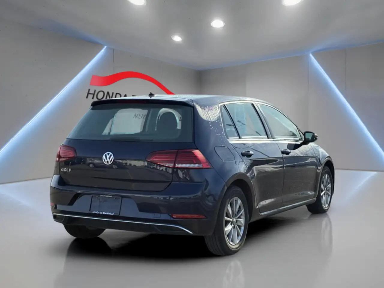 Volkswagen Golf снимка Volkswagen Golf