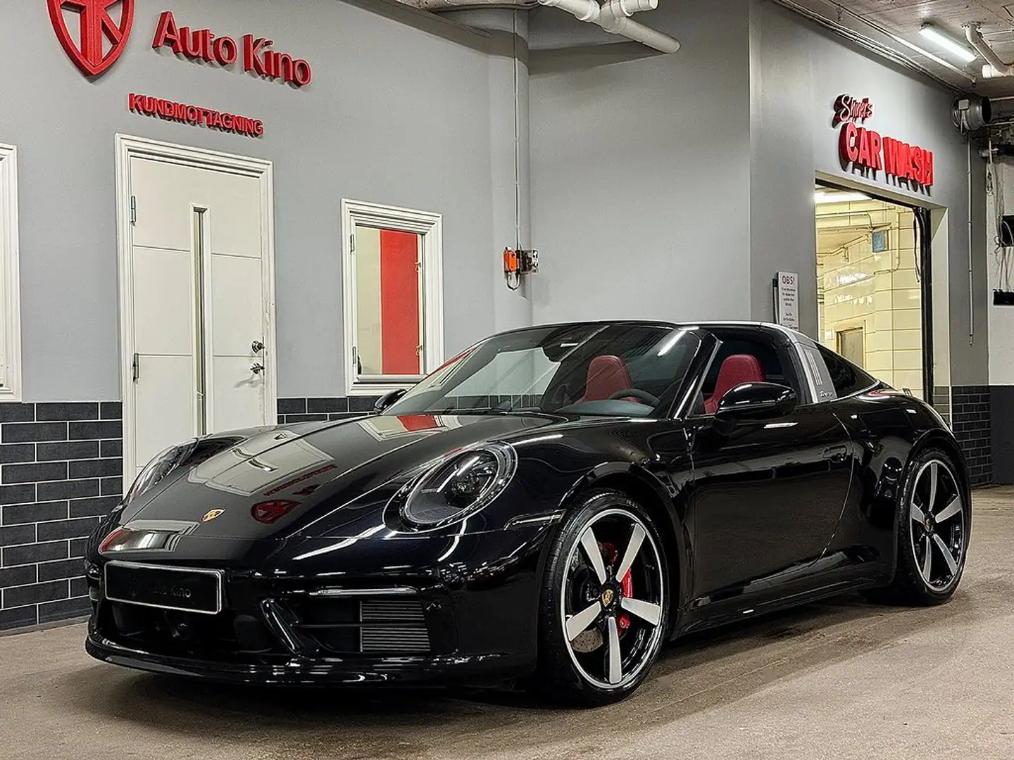 Porsche 911 type 992 3.0 Carrera 4s Targa PDK 450 ch Black - 1