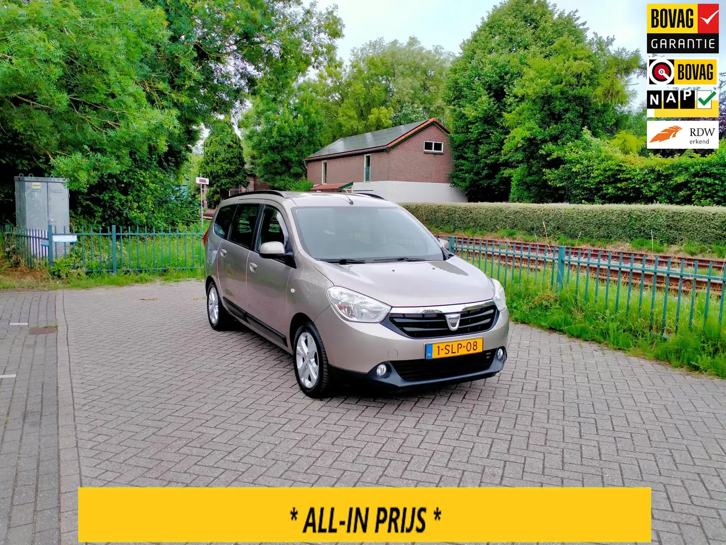 Dacia Lodgy 1.2 TCe Prestige 5p. navi trekhaak nieuwe ketting Bruin - 1