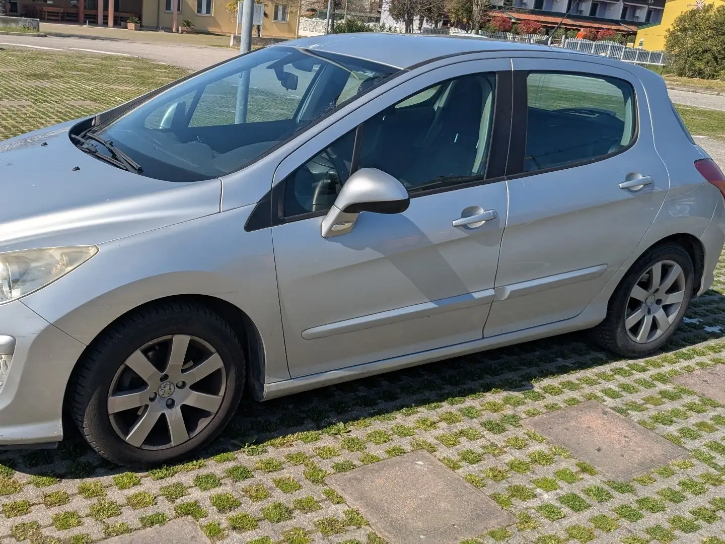 Peugeot 308 5p 1.6 hdi 16v Tecno 110cv fap - 1