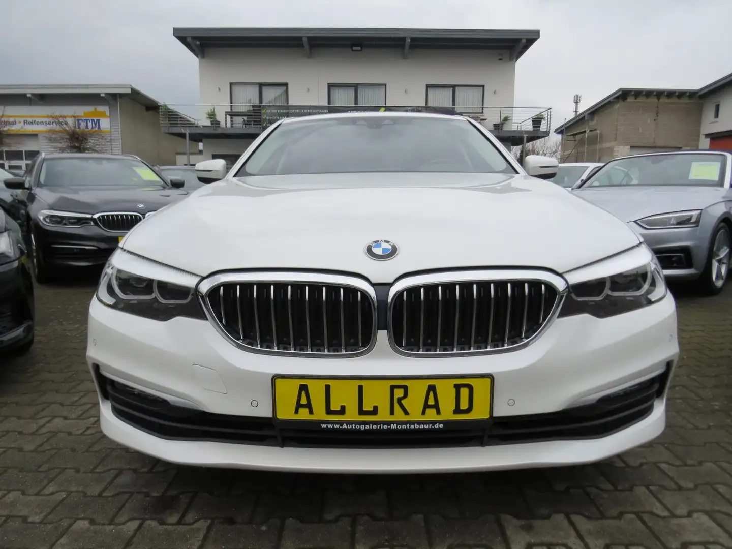 BMW 520 dA Lim. xDrive *LED*HK*AHK *GARANTIE Blanc - 2