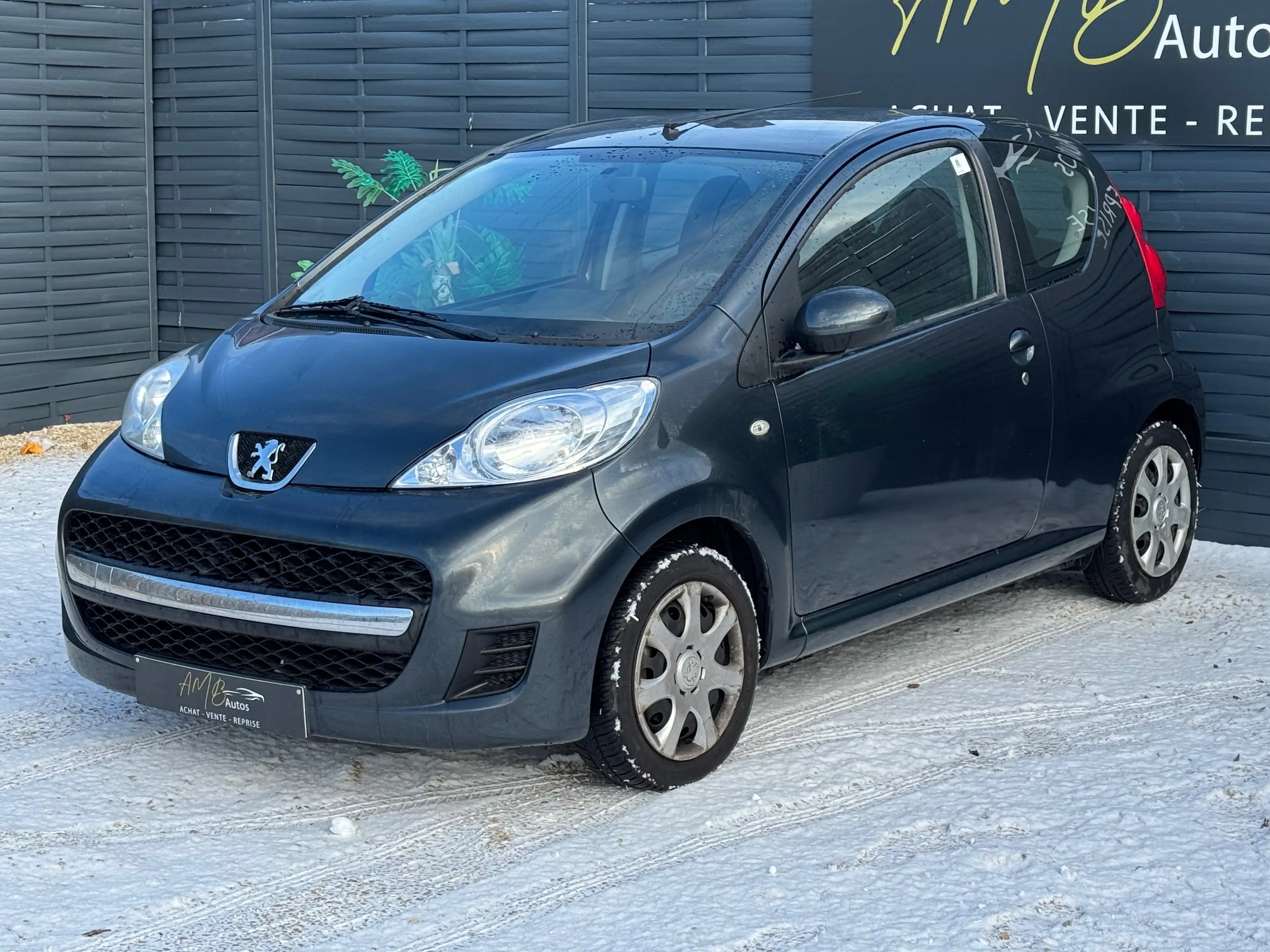 Peugeot 107 107 1.0i */*BOITE AUTO+CARPLAY+CAMERA*/* — photo 2