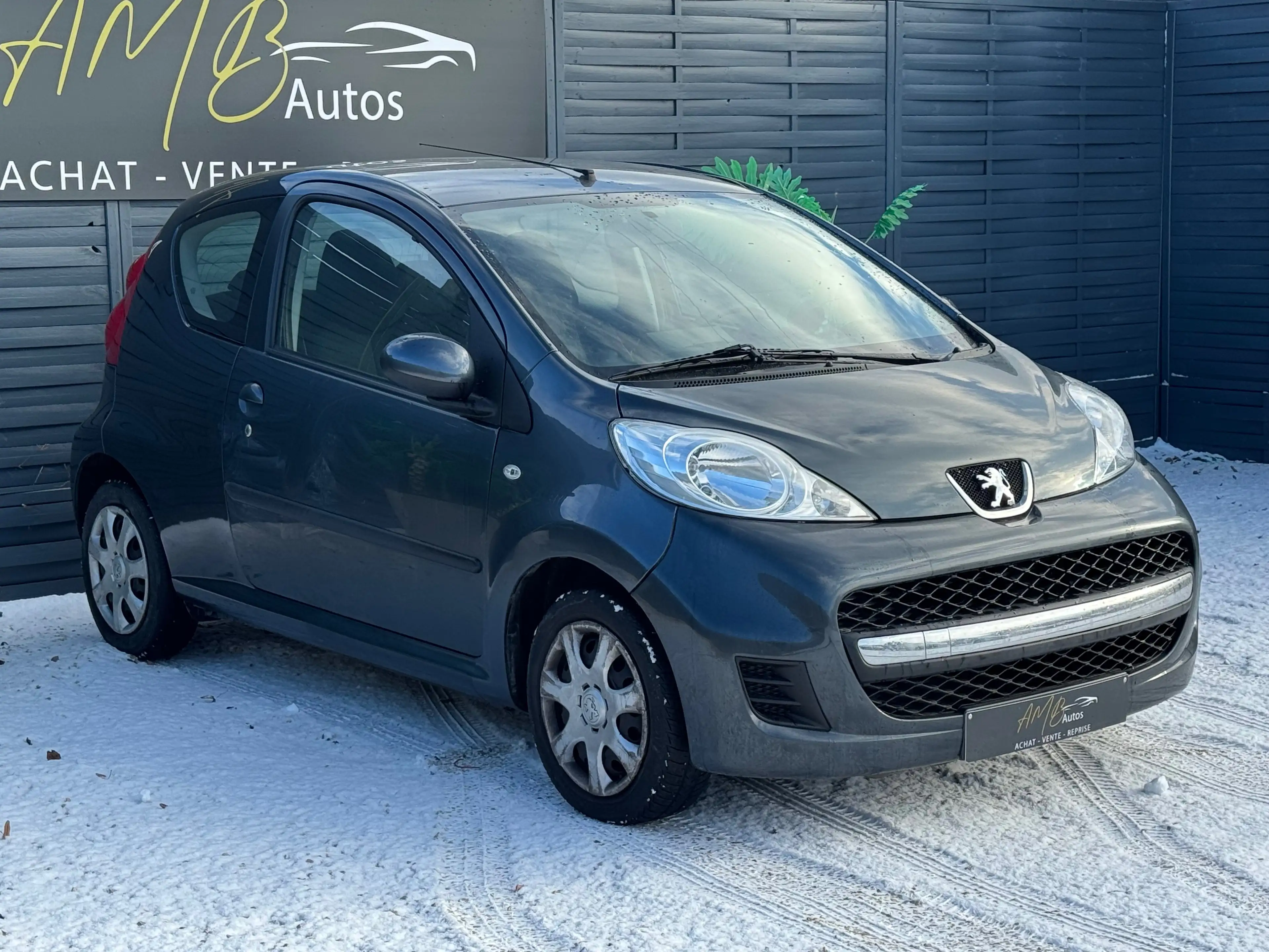 Peugeot 107 107 1.0i */*BOITE AUTO+CARPLAY+CAMERA*/* — photo 3