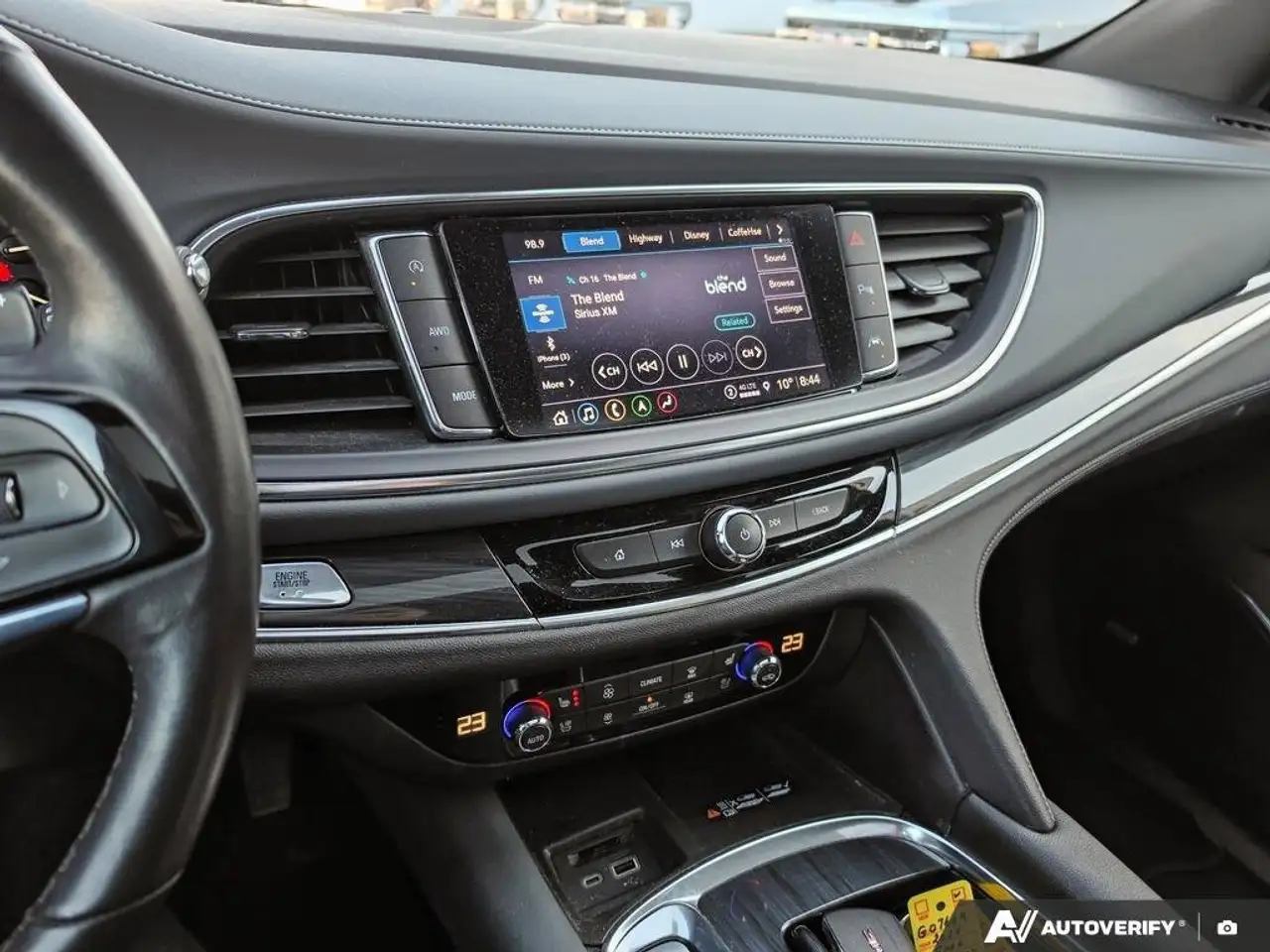 Buick Enclave photo Buick Enclave
