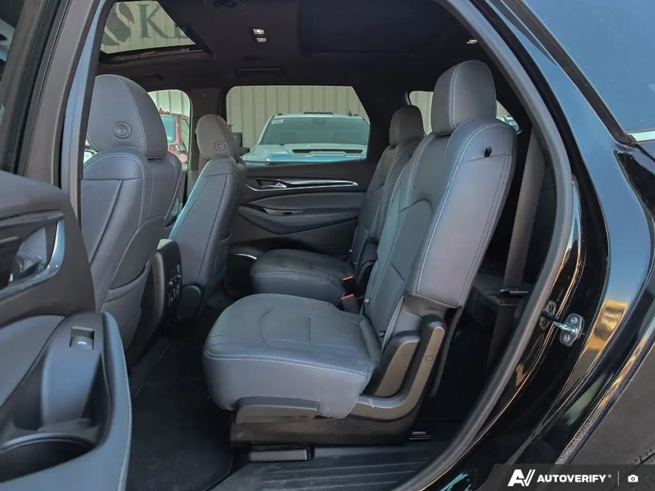 Buick Enclave photo Buick Enclave