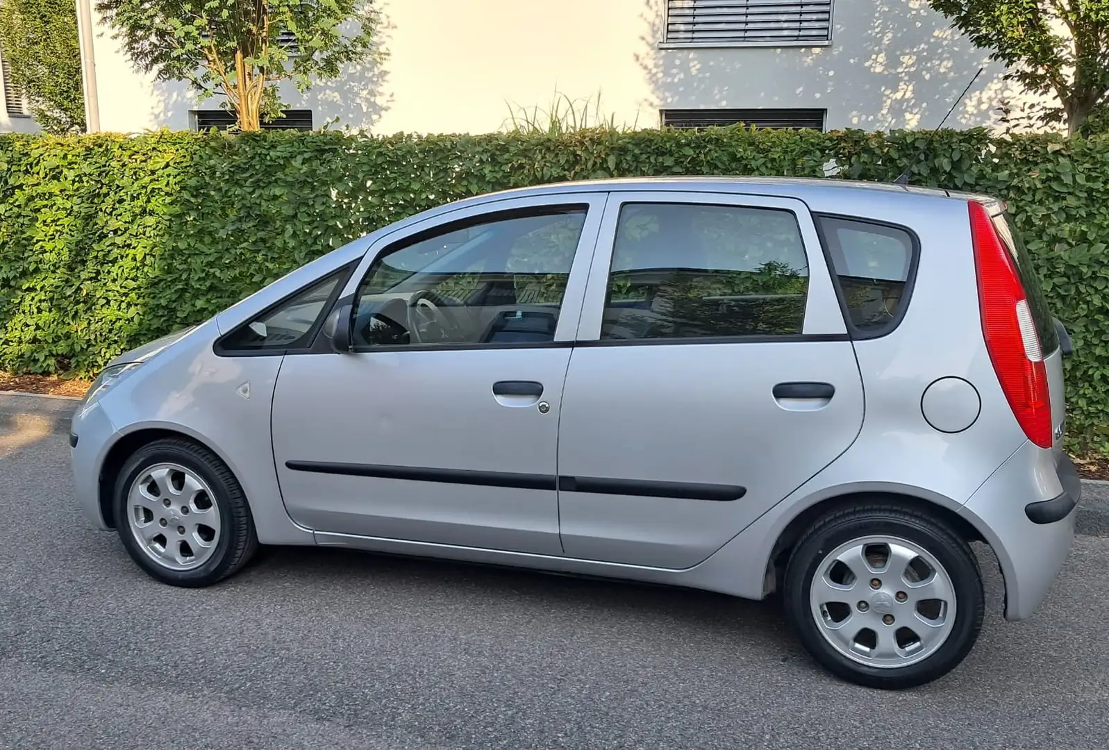 Mitsubishi Colt Colt Silber - 2