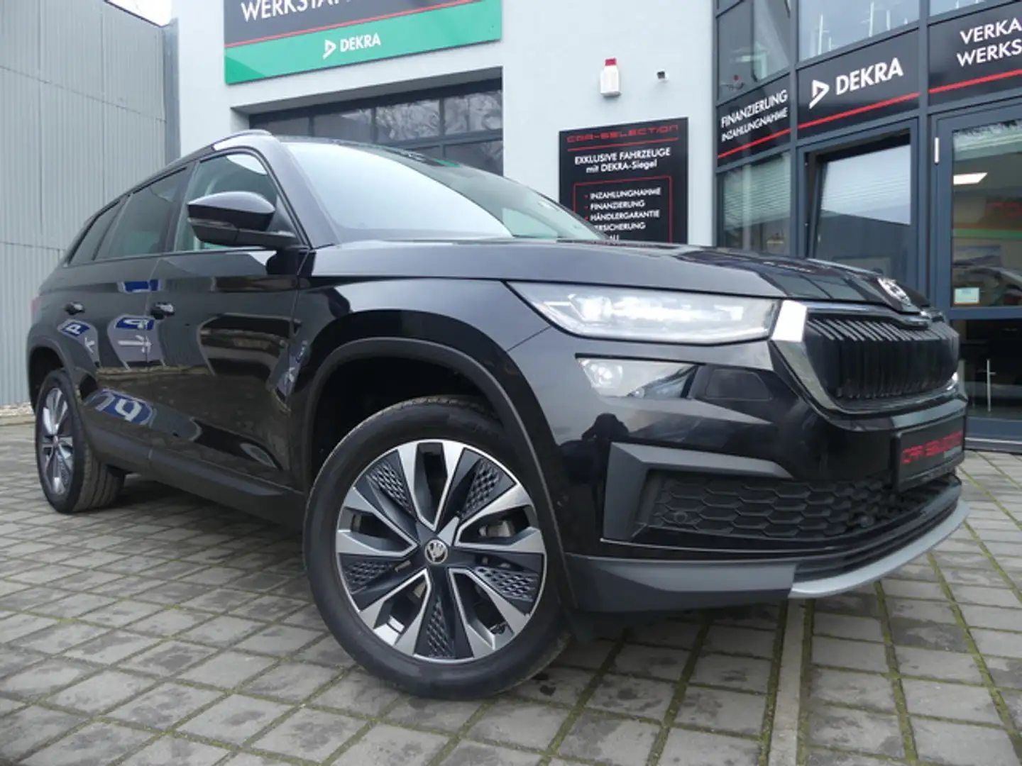 Skoda Kodiaq 2.0 TDI Tour Ambition MATRIX/KAM/STHZ/AHK Noir - 1