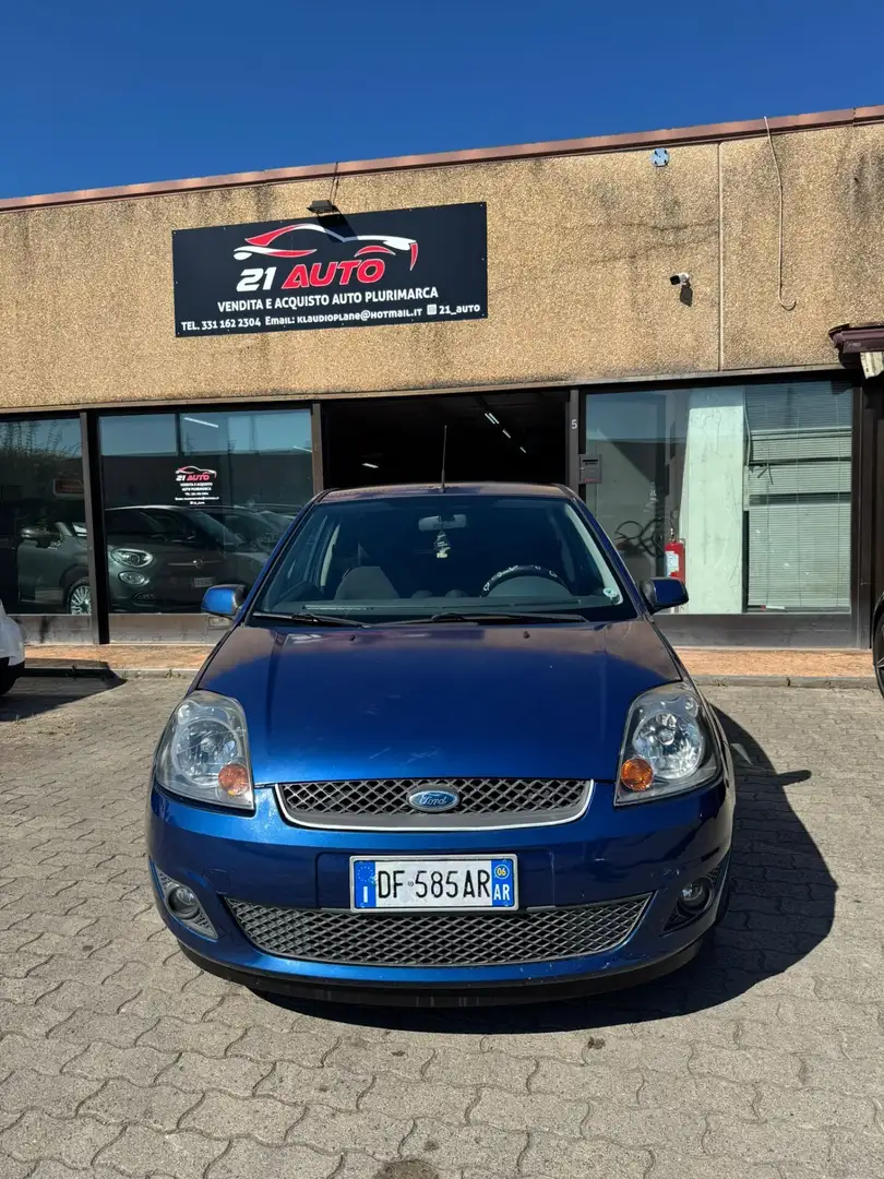 Ford Fiesta 1.4 TDCi 3p. Ghia Blu/Azzurro - 2