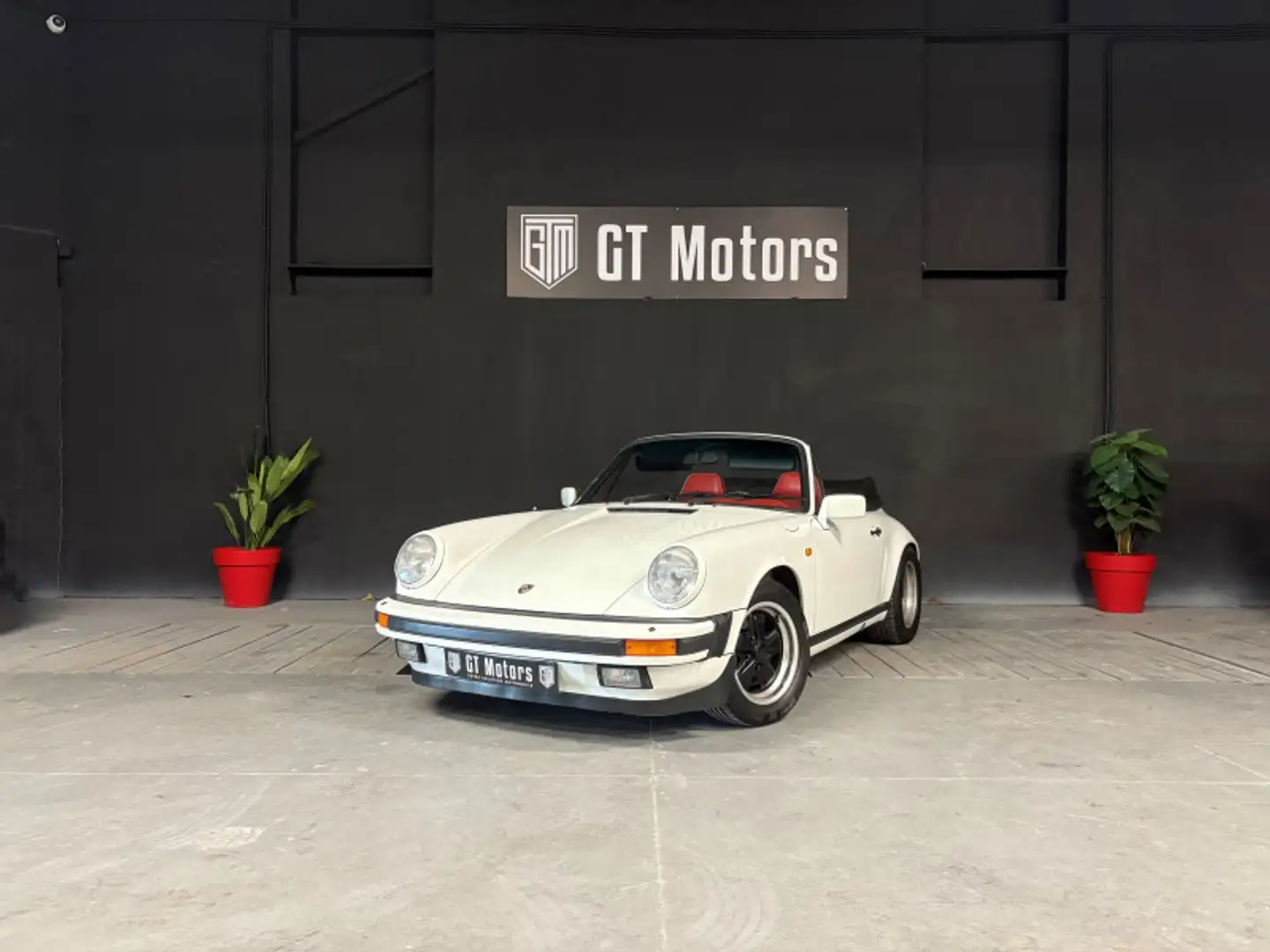 Porsche 911 3.2 Blanc - 1