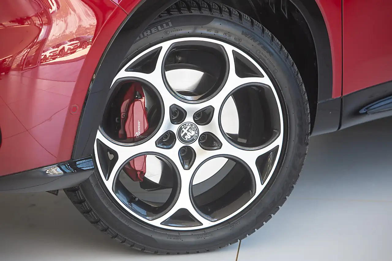 Alfa Romeo Tonale 2025