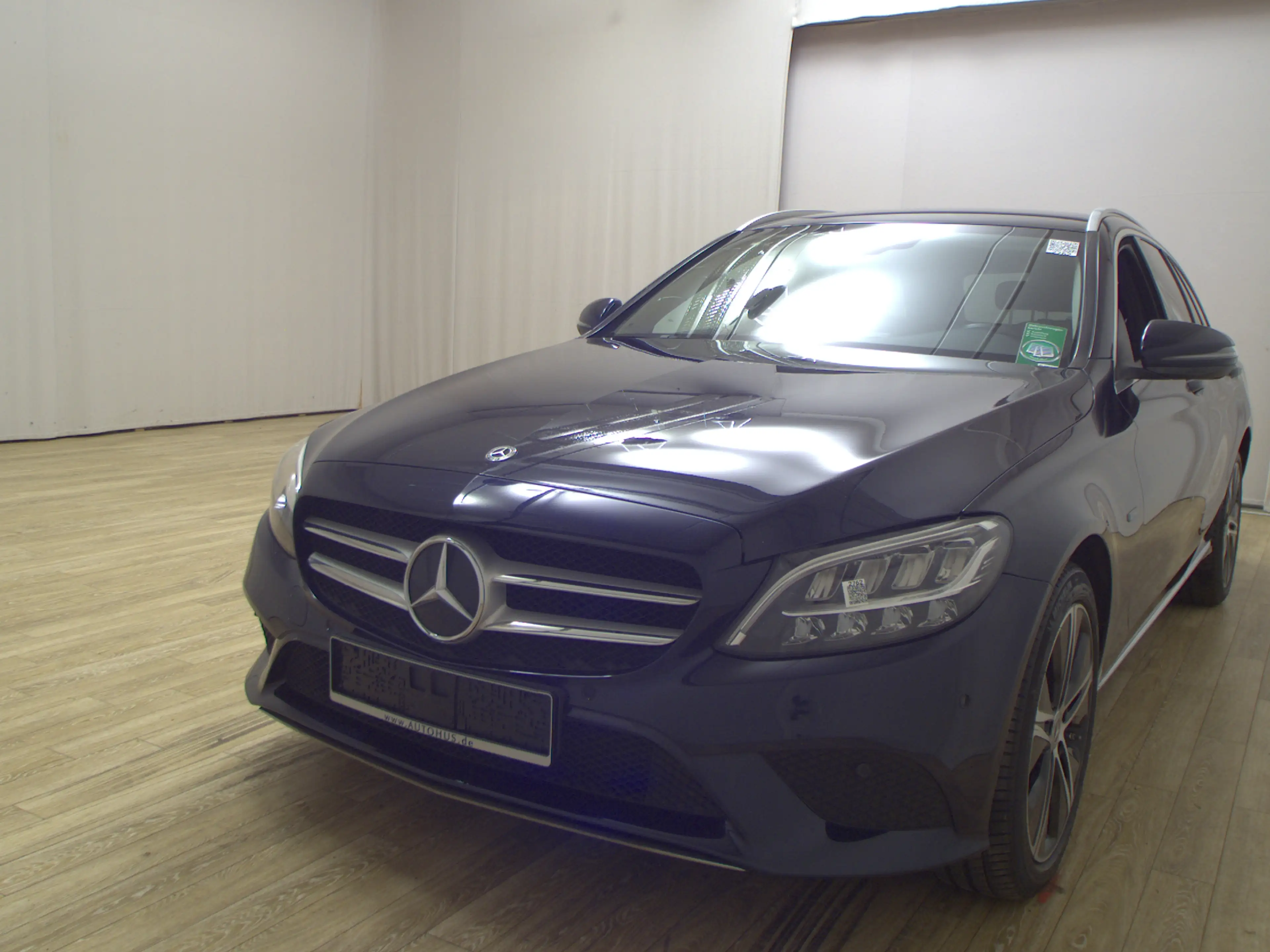 Mercedes-Benz C 300 C 300 T-LEDER NAVI KLIMAAUT RADIO TEMPO MFL SHZ PDC ACC SOUND LED Burmester — photo 2