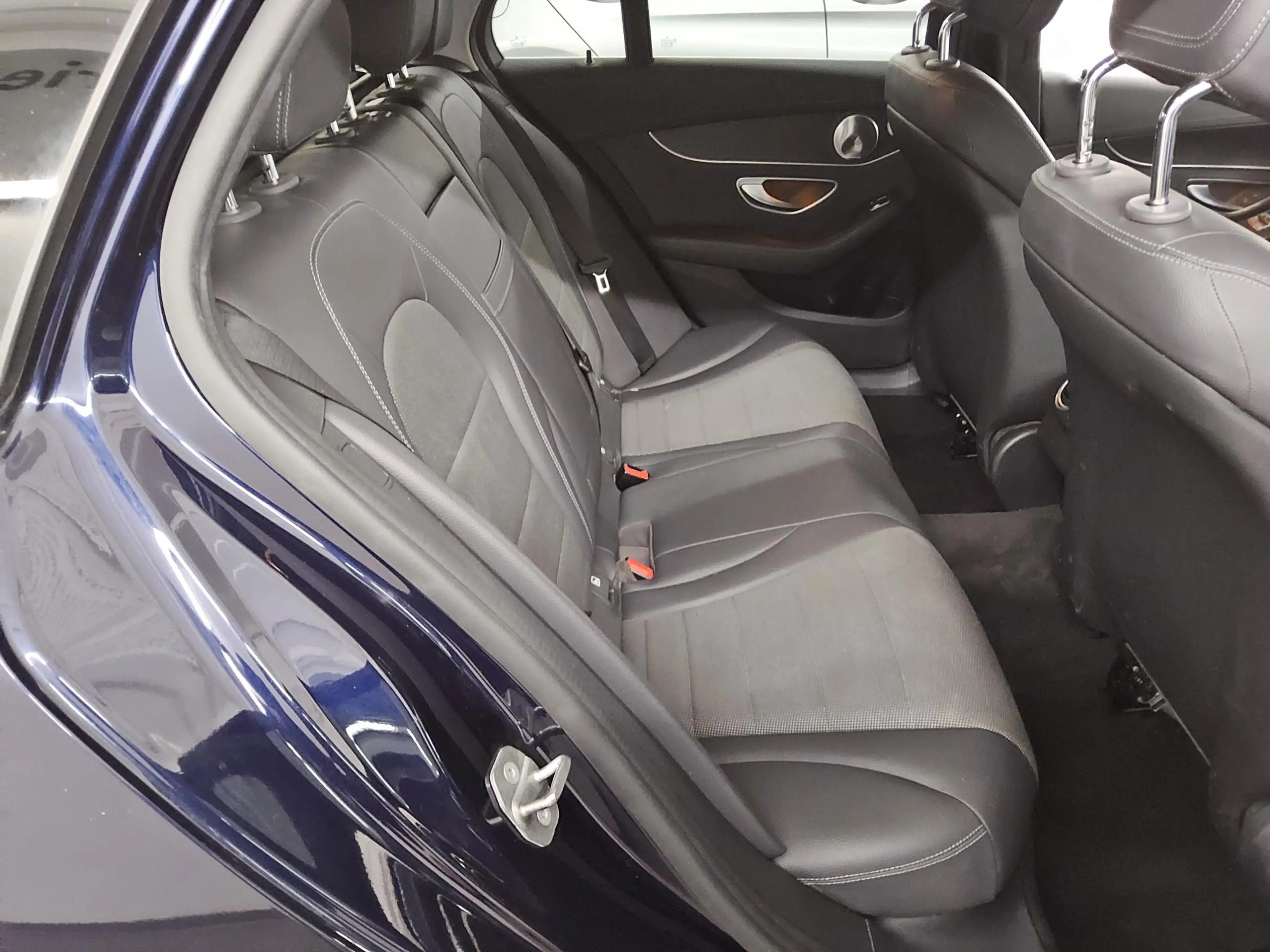 Mercedes-Benz C 300 C 300 T-LEDER NAVI KLIMAAUT RADIO TEMPO MFL SHZ PDC ACC SOUND LED Burmester — photo 13