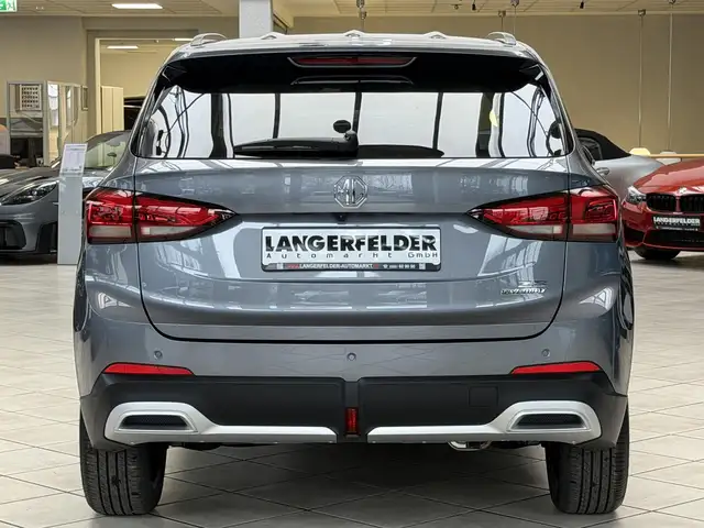 MG ZS view 4
