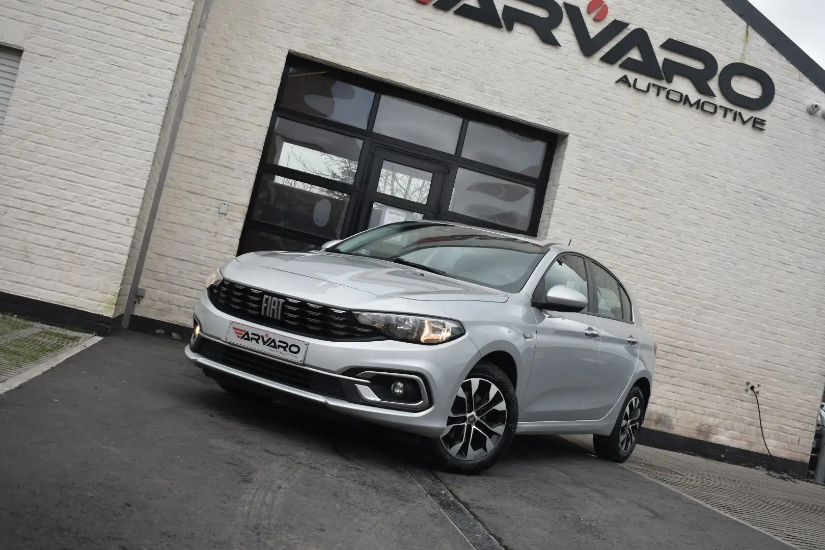 Fiat Tipo 1.5 Hybrid / Camera / Carplay / Garantie Silber - 1