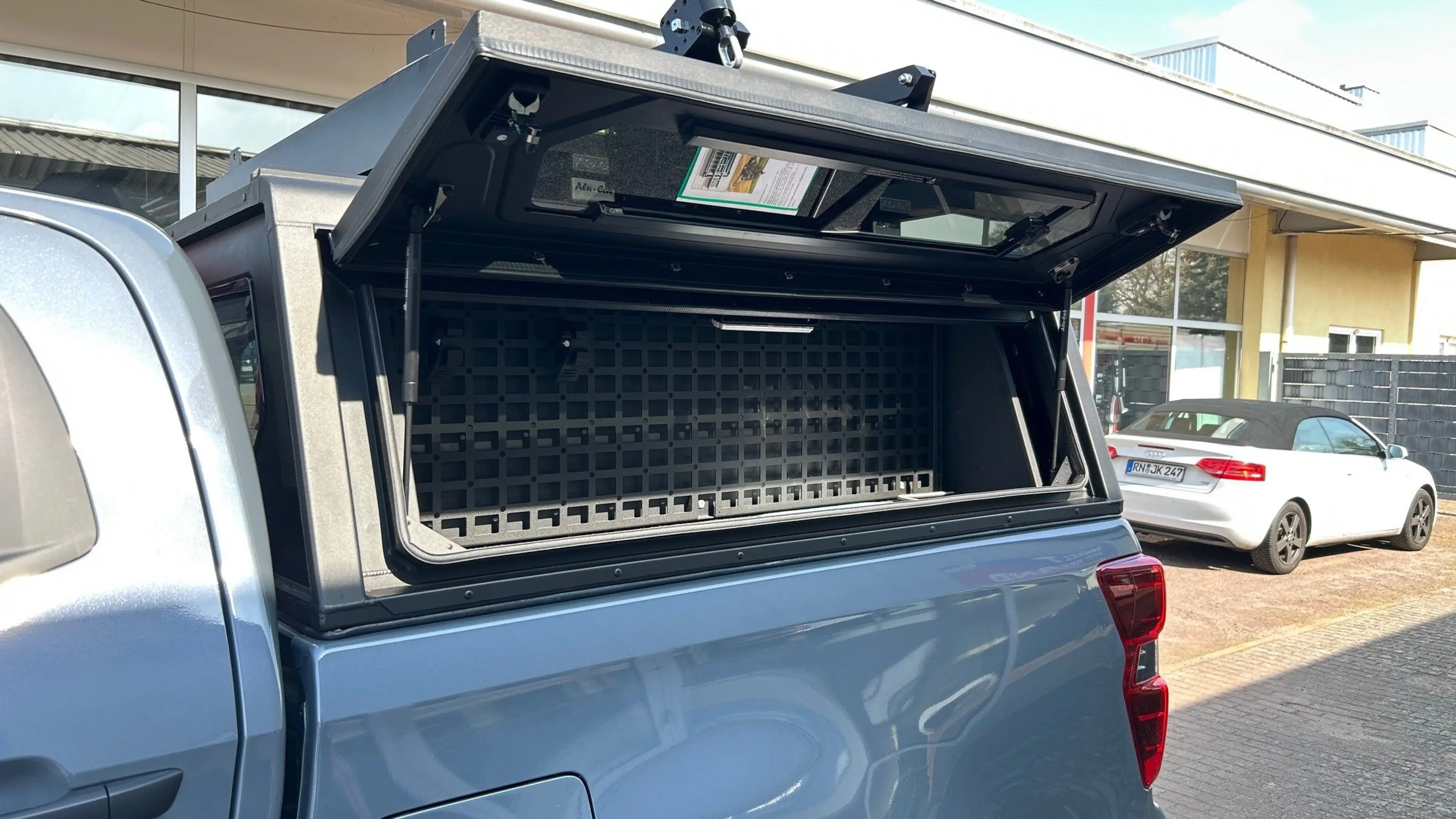 Isuzu D-Max Double Cab 4WD Autm. LS — photo 22