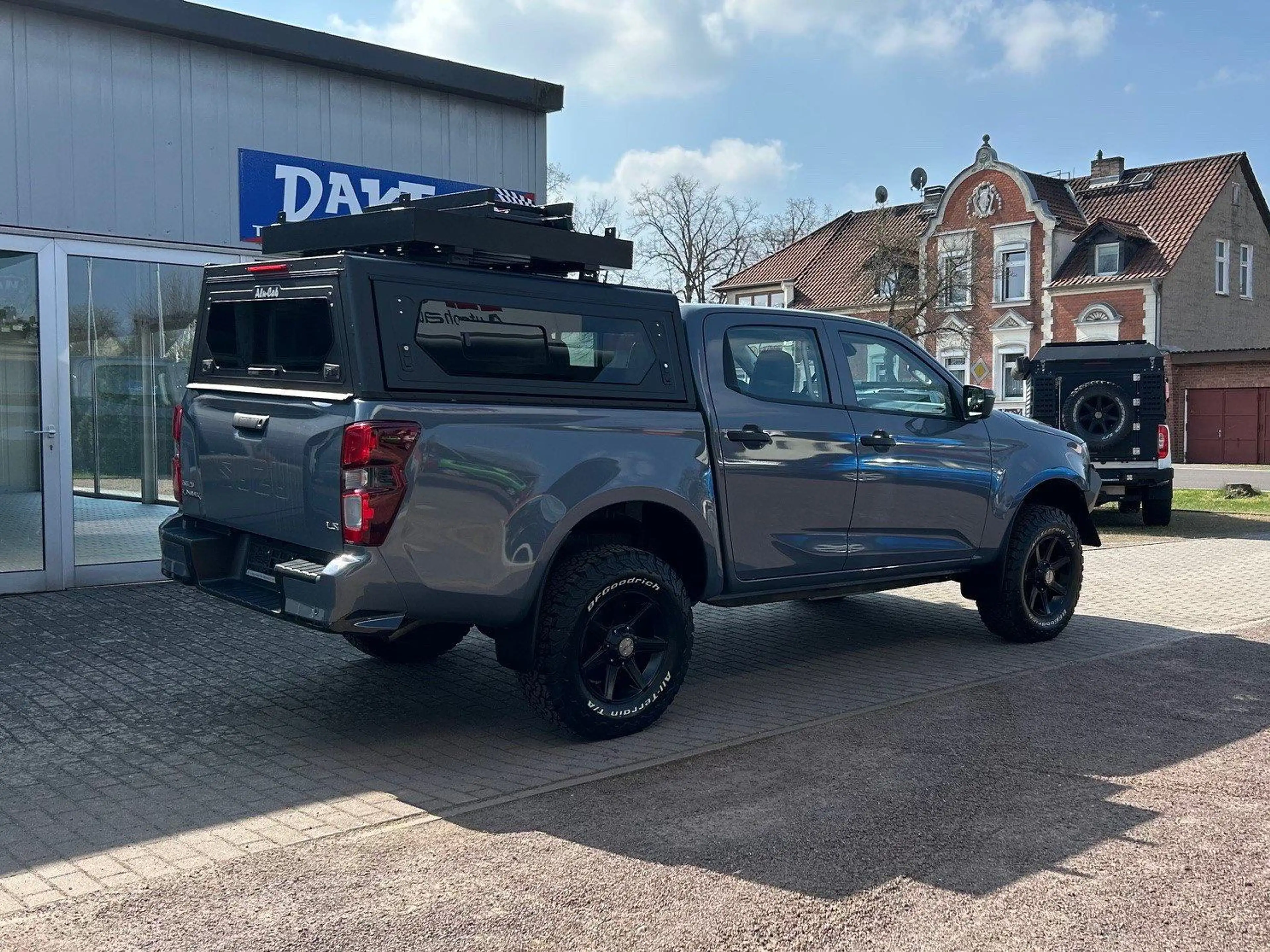 Isuzu D-Max Double Cab 4WD Autm. LS — photo 5