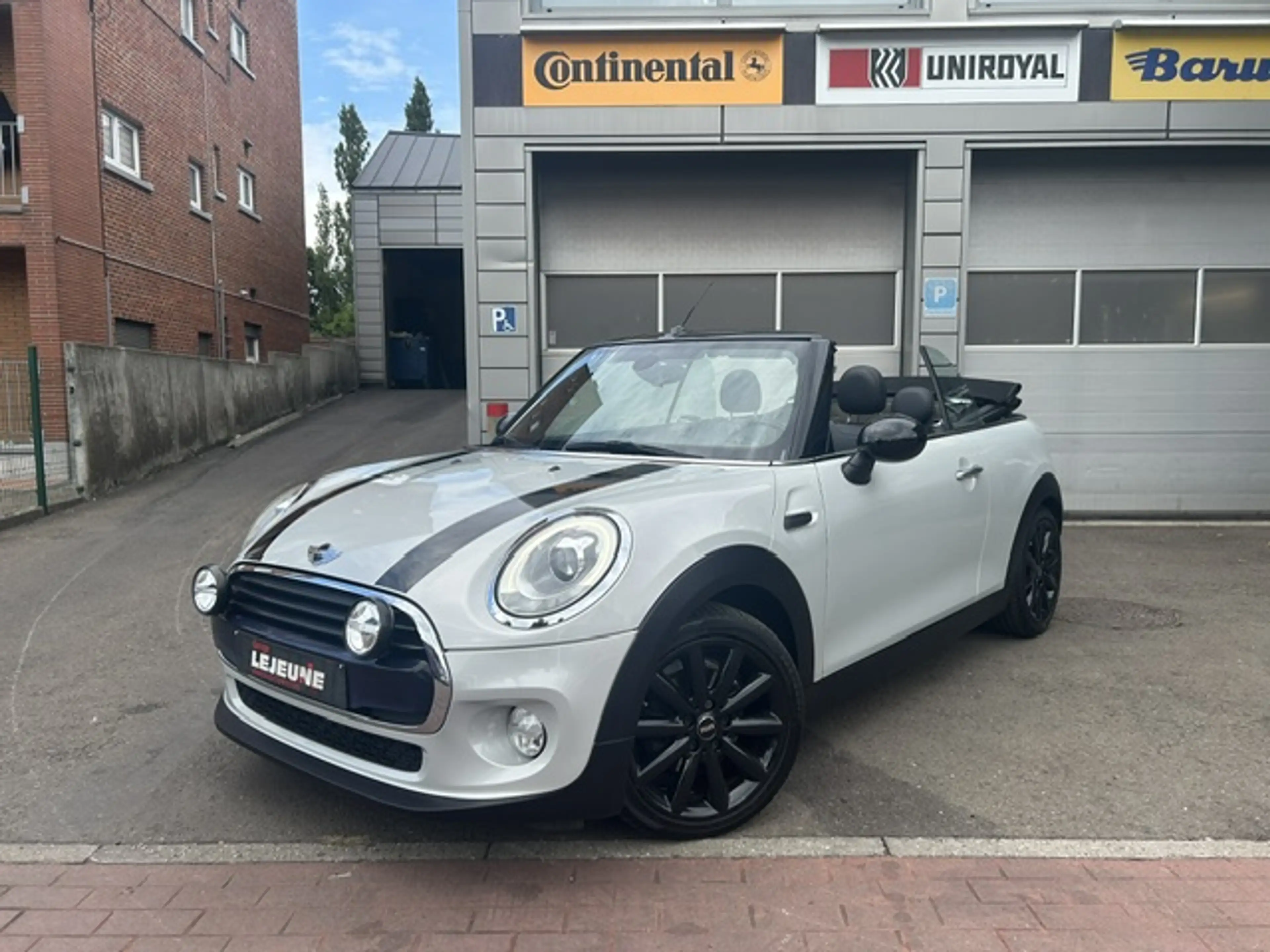 MINI Cooper Cabrio Mini Cabriolet 1.5 Cooper - Très belle! Garantie