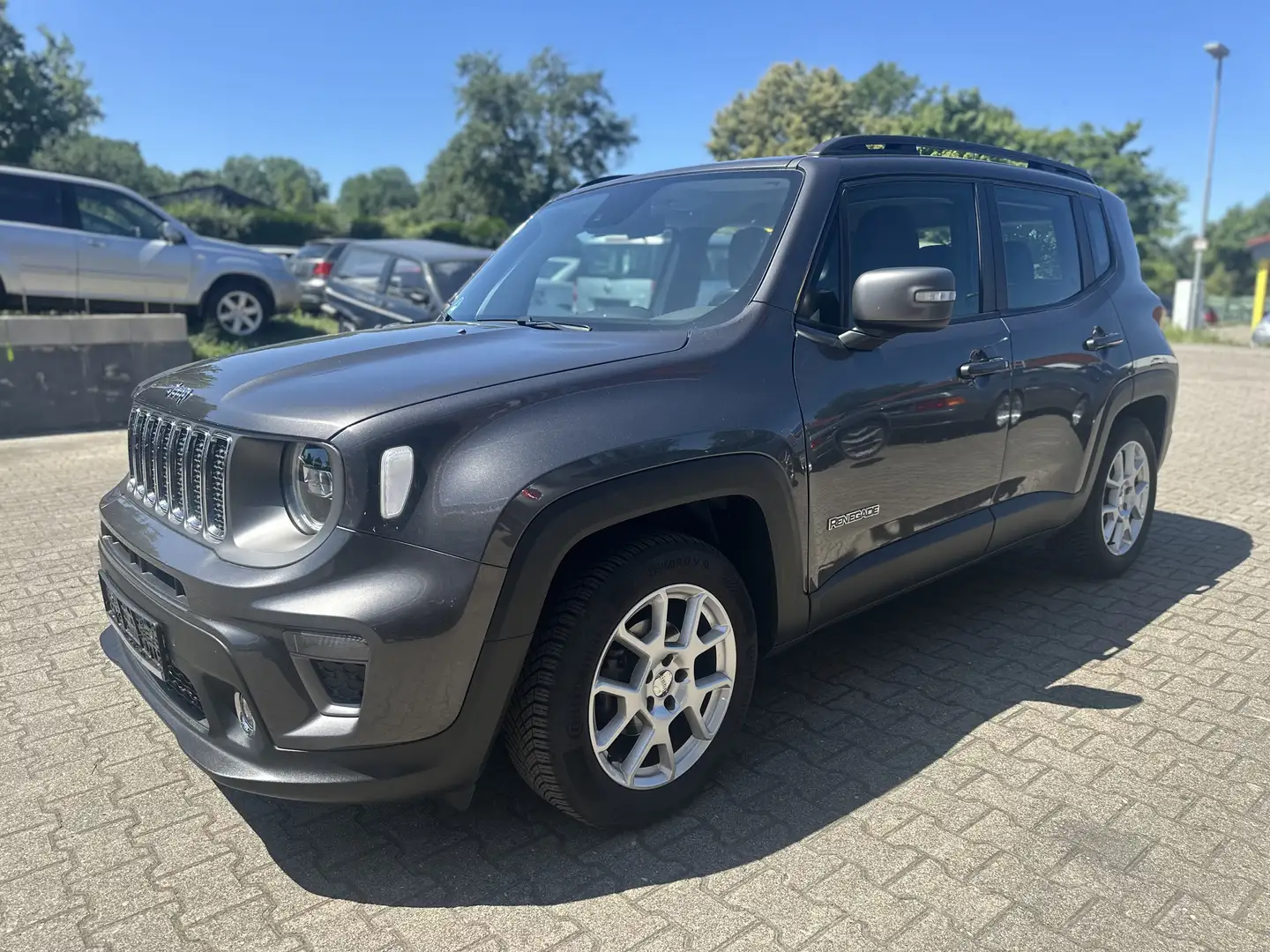 Jeep Renegade Limited FWD 1.Hand Automatik Grau - 1