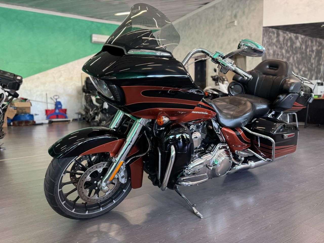 Harley-Davidson Road Glide Limited Impianto Boom Stage 2 Pacchetto Cromo