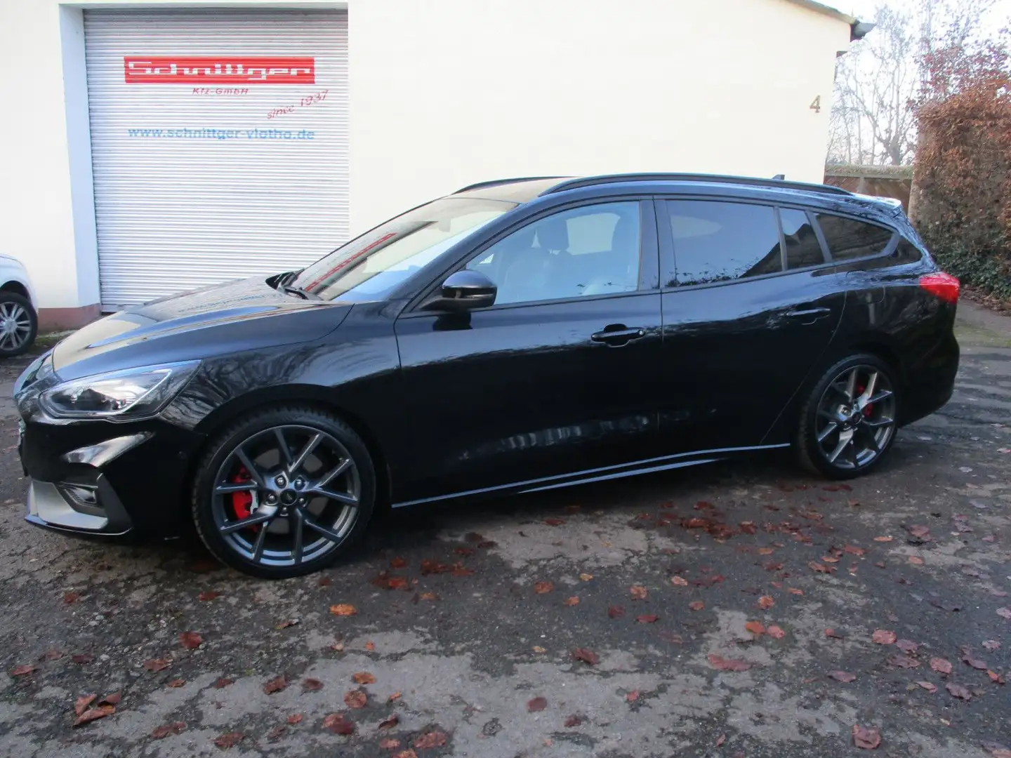 Ford Focus Turnier ST + Recaro + Navi etc. Schwarz - 1