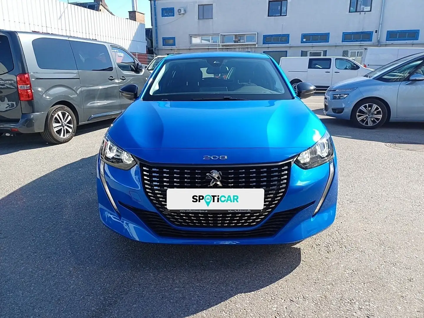 Peugeot 208 Allure PureTech 100 S&S EAT8 Aut. Blau - 2