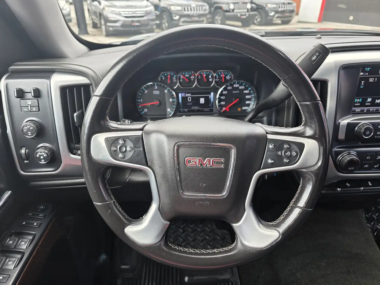 GMC Sierra 1500 снимка GMC Sierra 1500