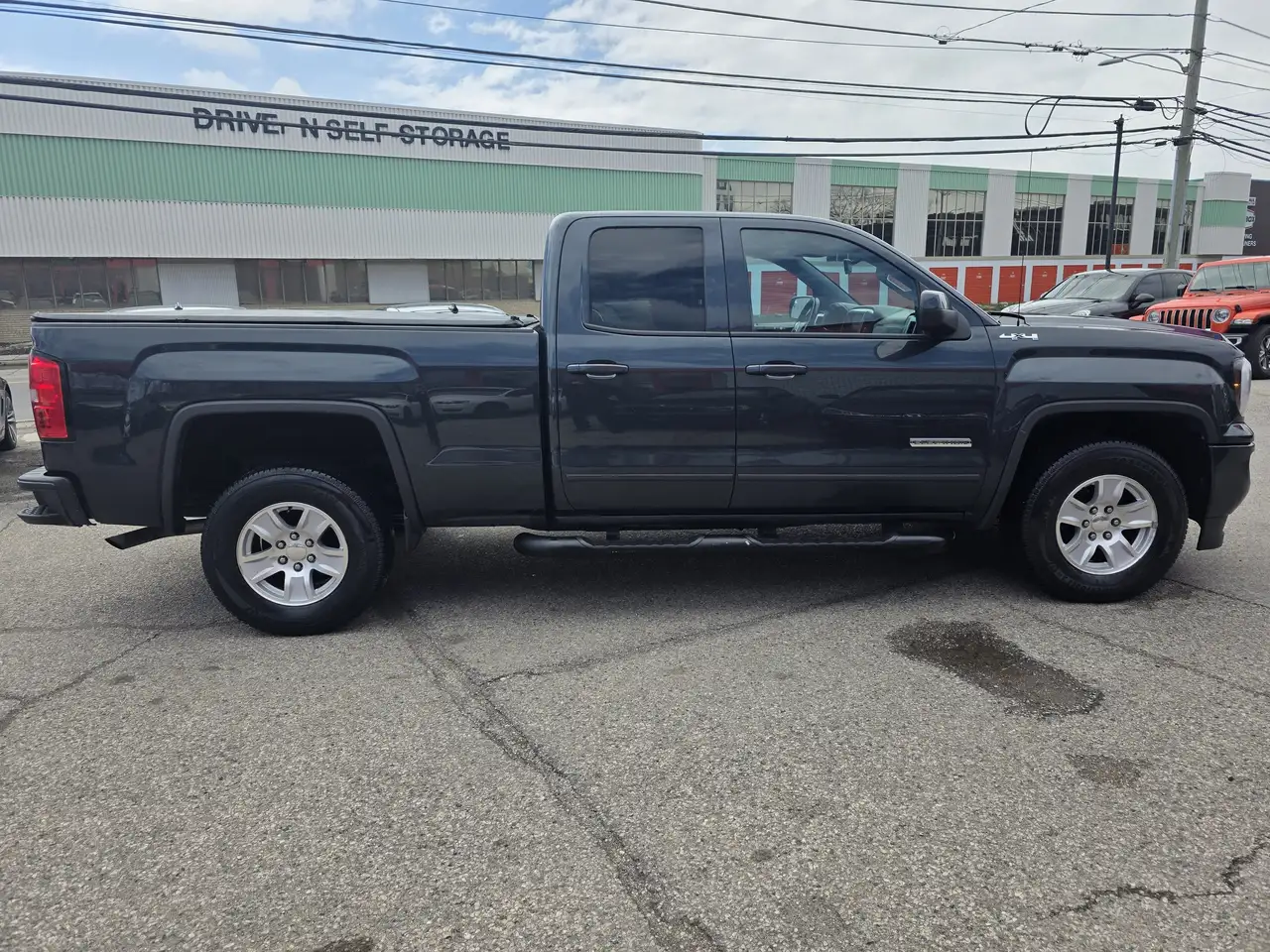 GMC Sierra 1500 снимка GMC Sierra 1500