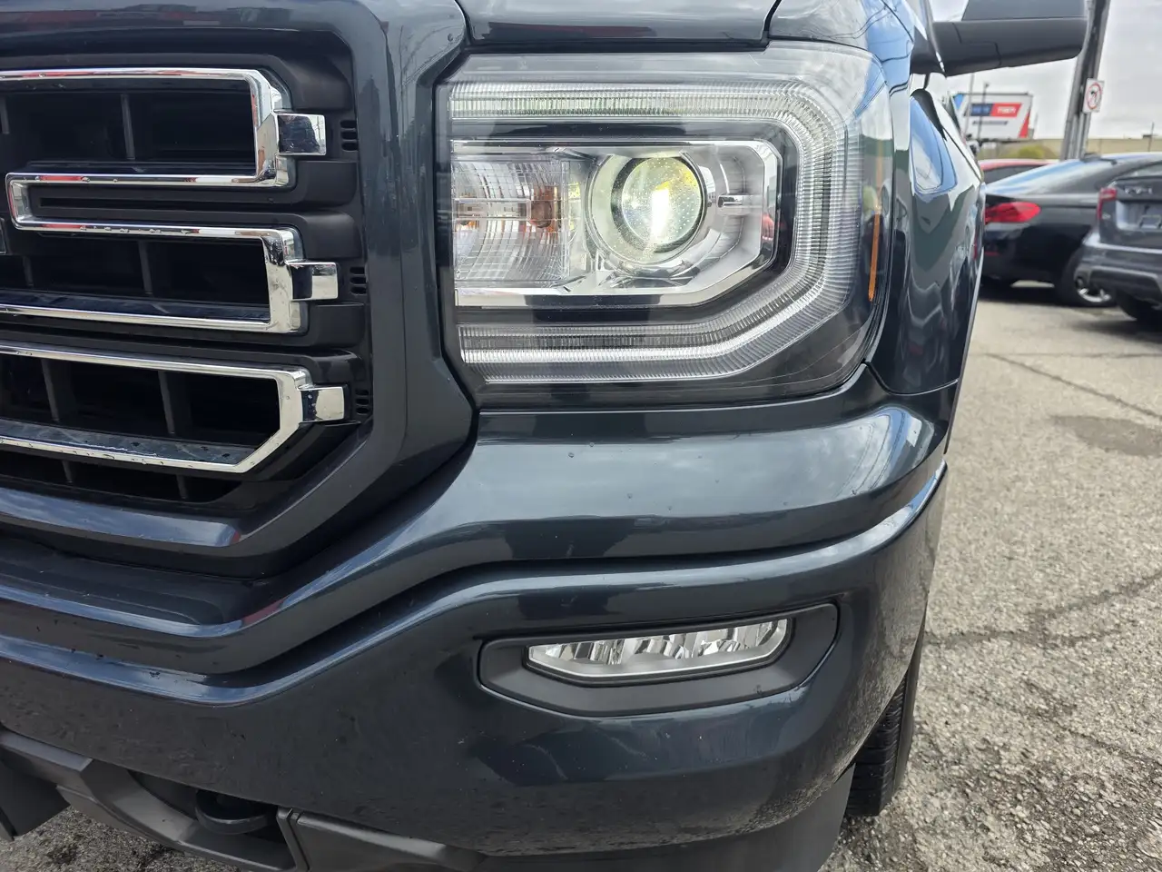 GMC Sierra 1500 снимка GMC Sierra 1500