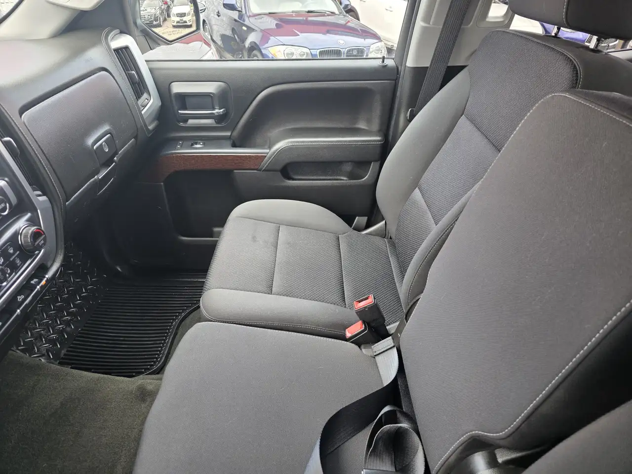 GMC Sierra 1500 снимка GMC Sierra 1500
