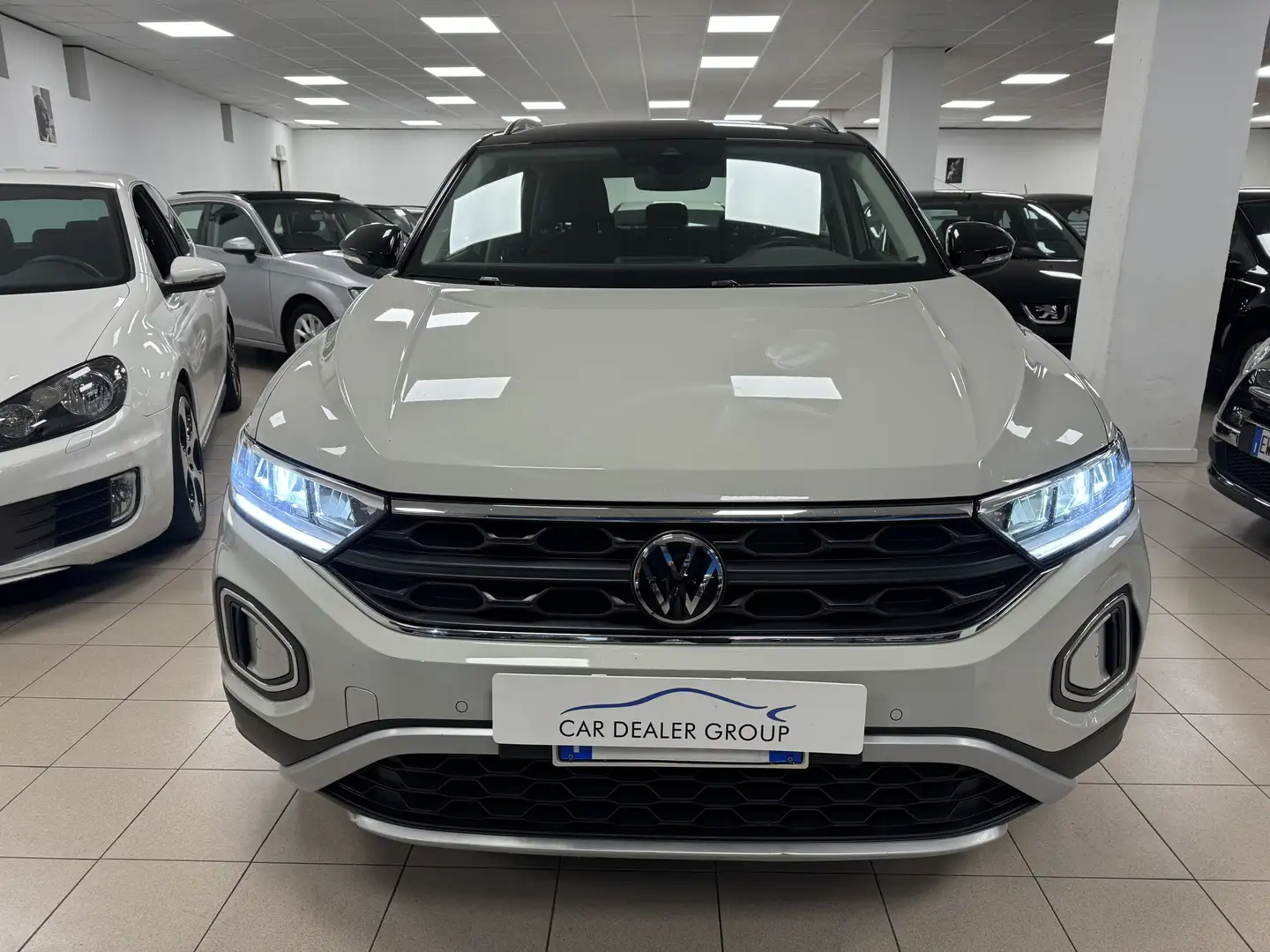 Volkswagen T-Roc T-Roc I 2022 2.0 tdi Life 150cv dsg Grau - 2