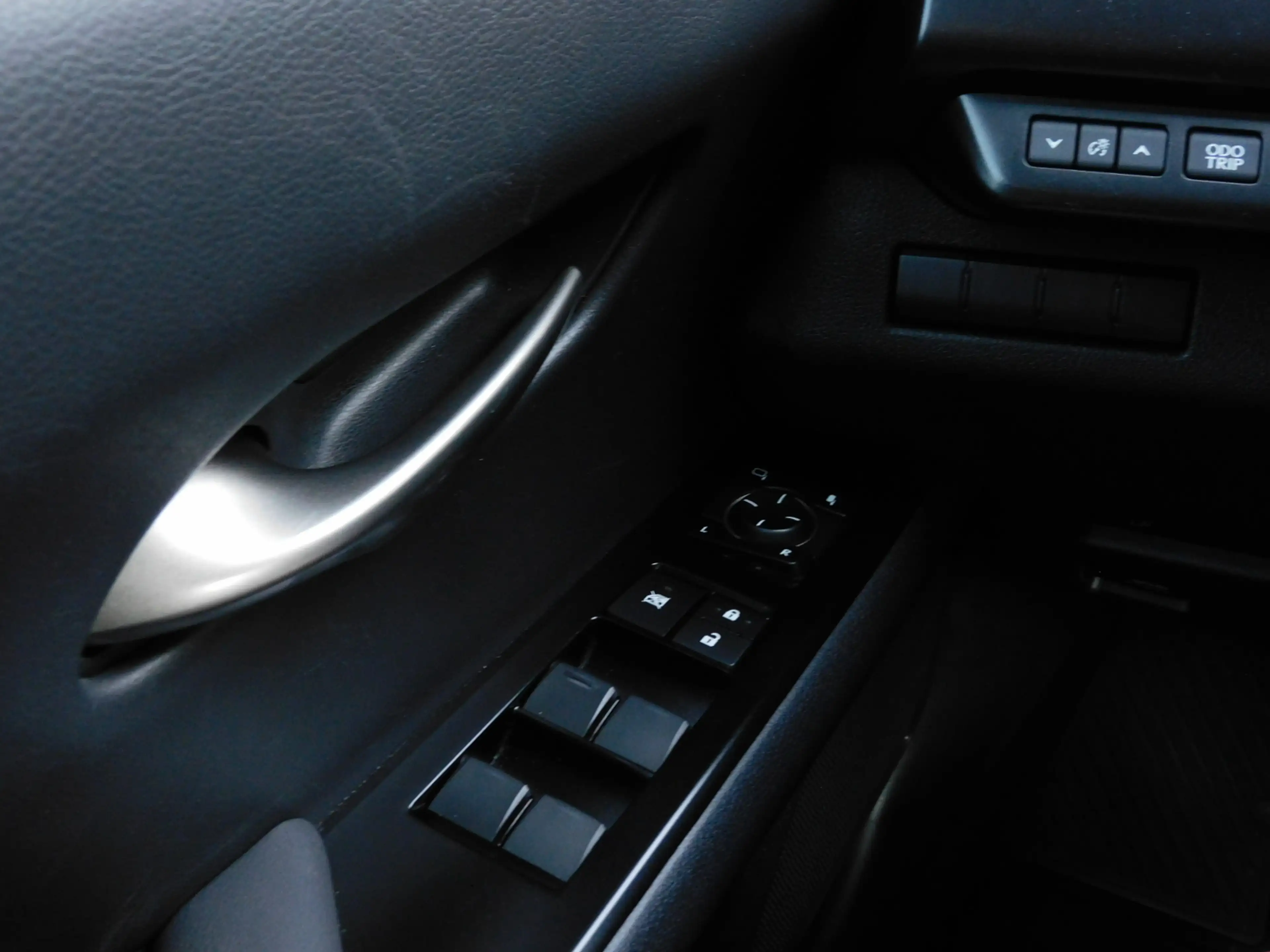 Lexus UX 250h Business Line TOPSTAAT! DEALER ONDERHOUDEN! CARPLA — photo 11